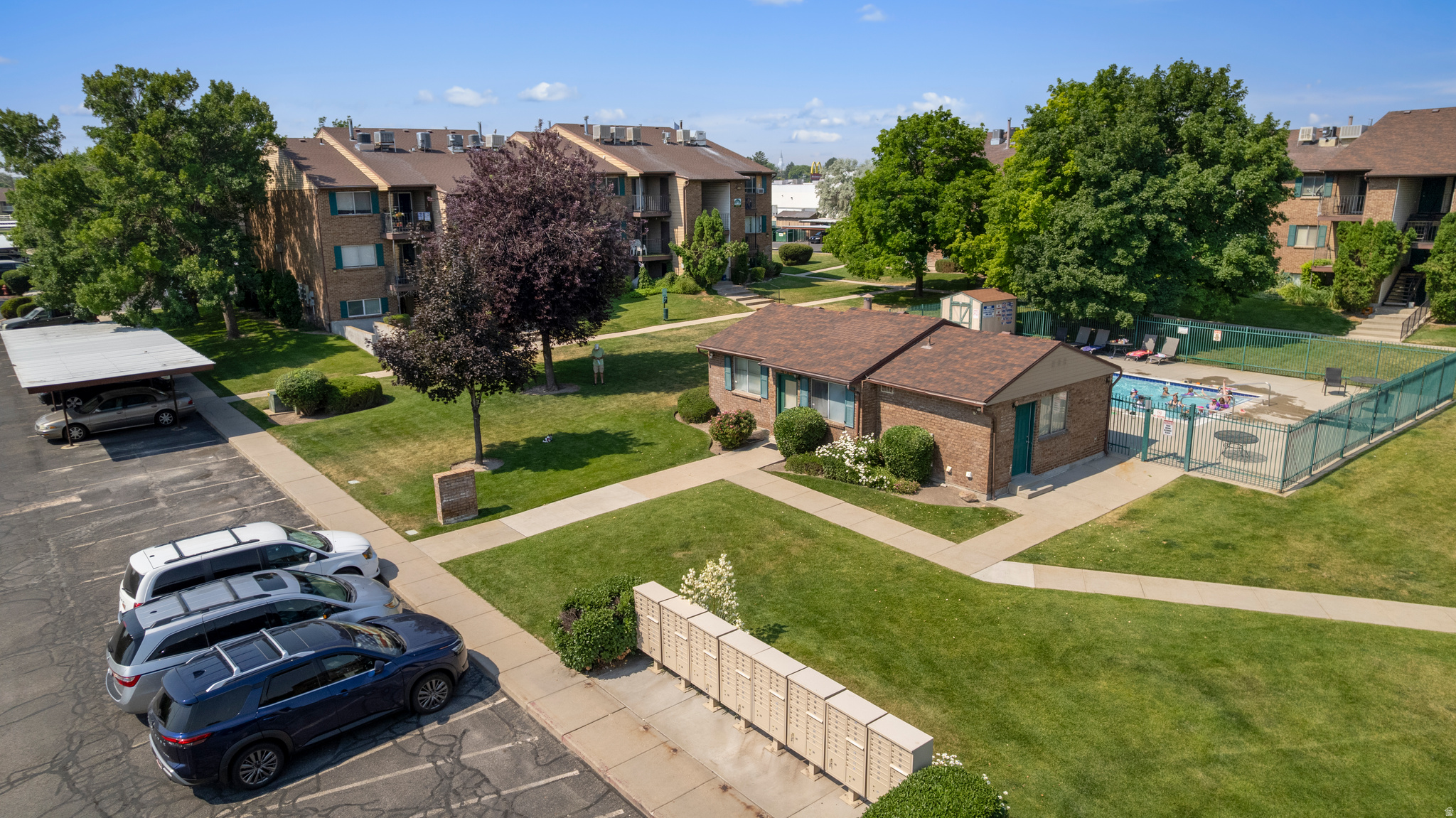 OAK MEADOWS - Residential