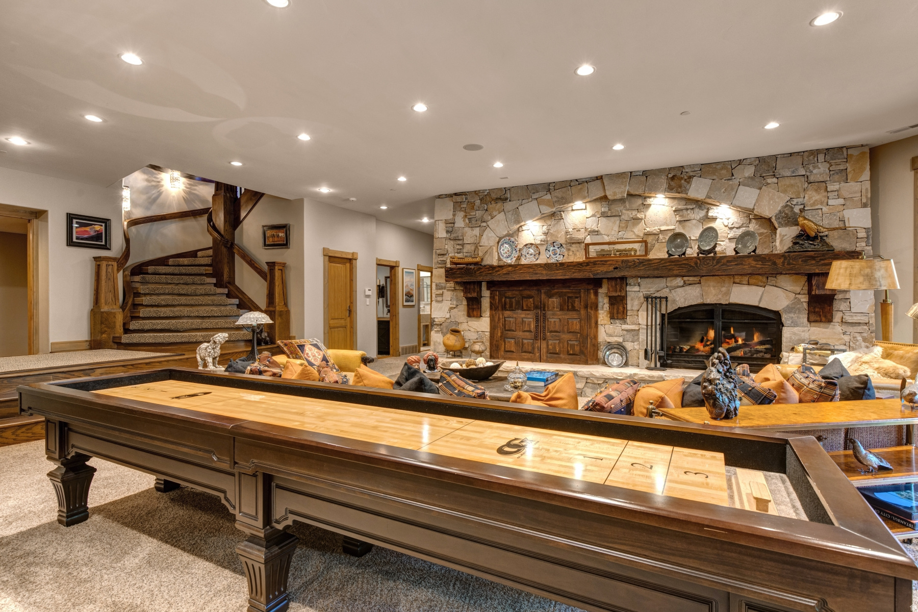 PARK MEADOWS - Residential