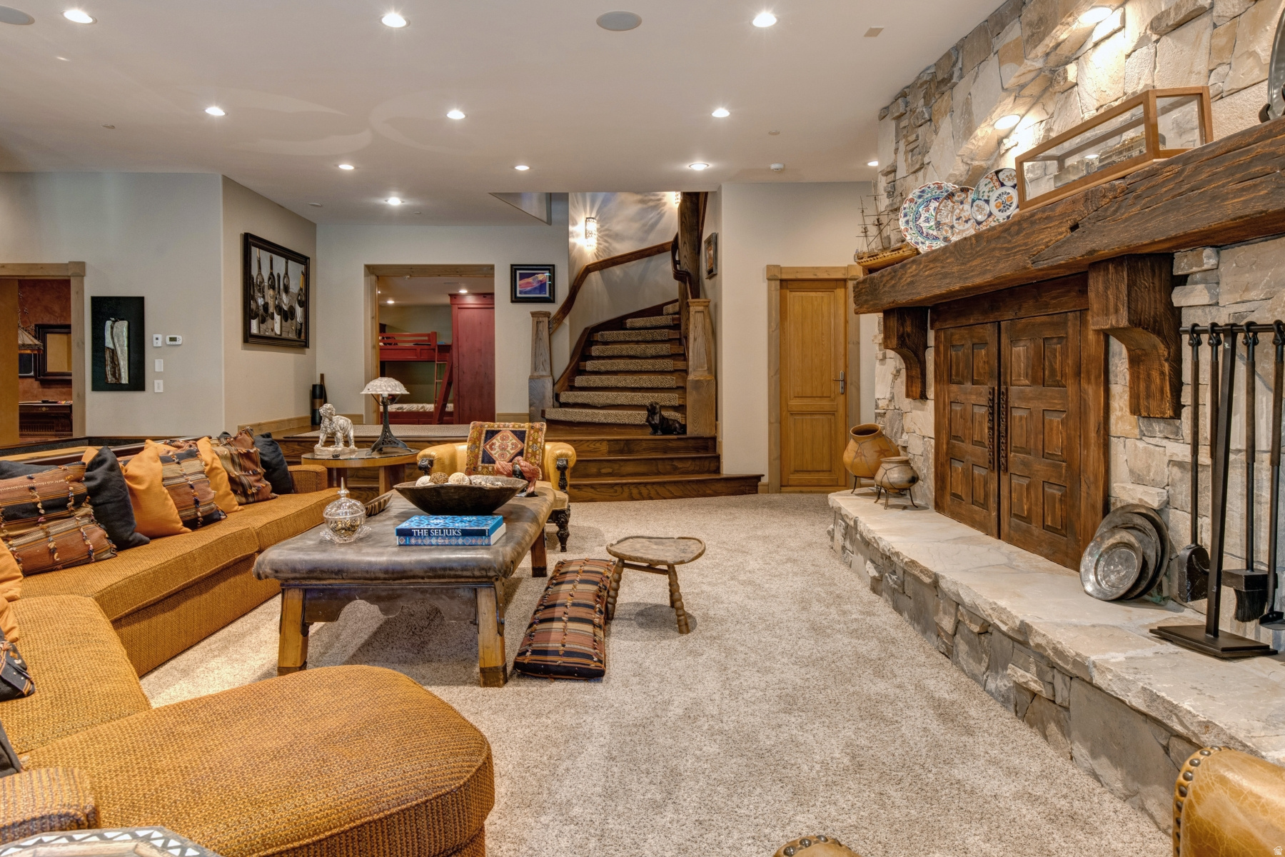 PARK MEADOWS - Residential