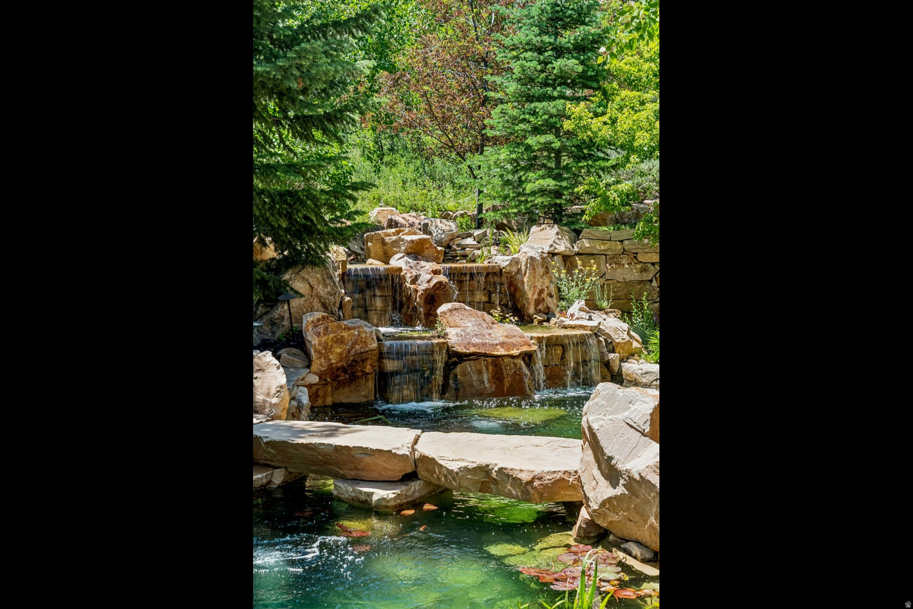 PARK MEADOWS - Residential