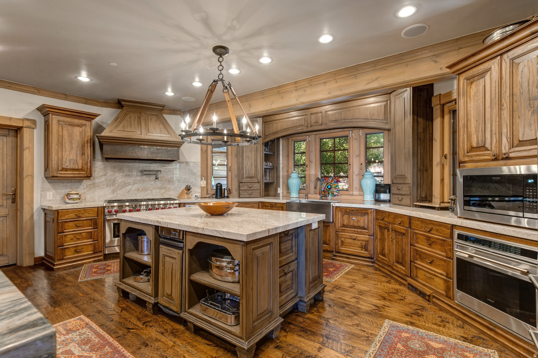 PARK MEADOWS - Residential