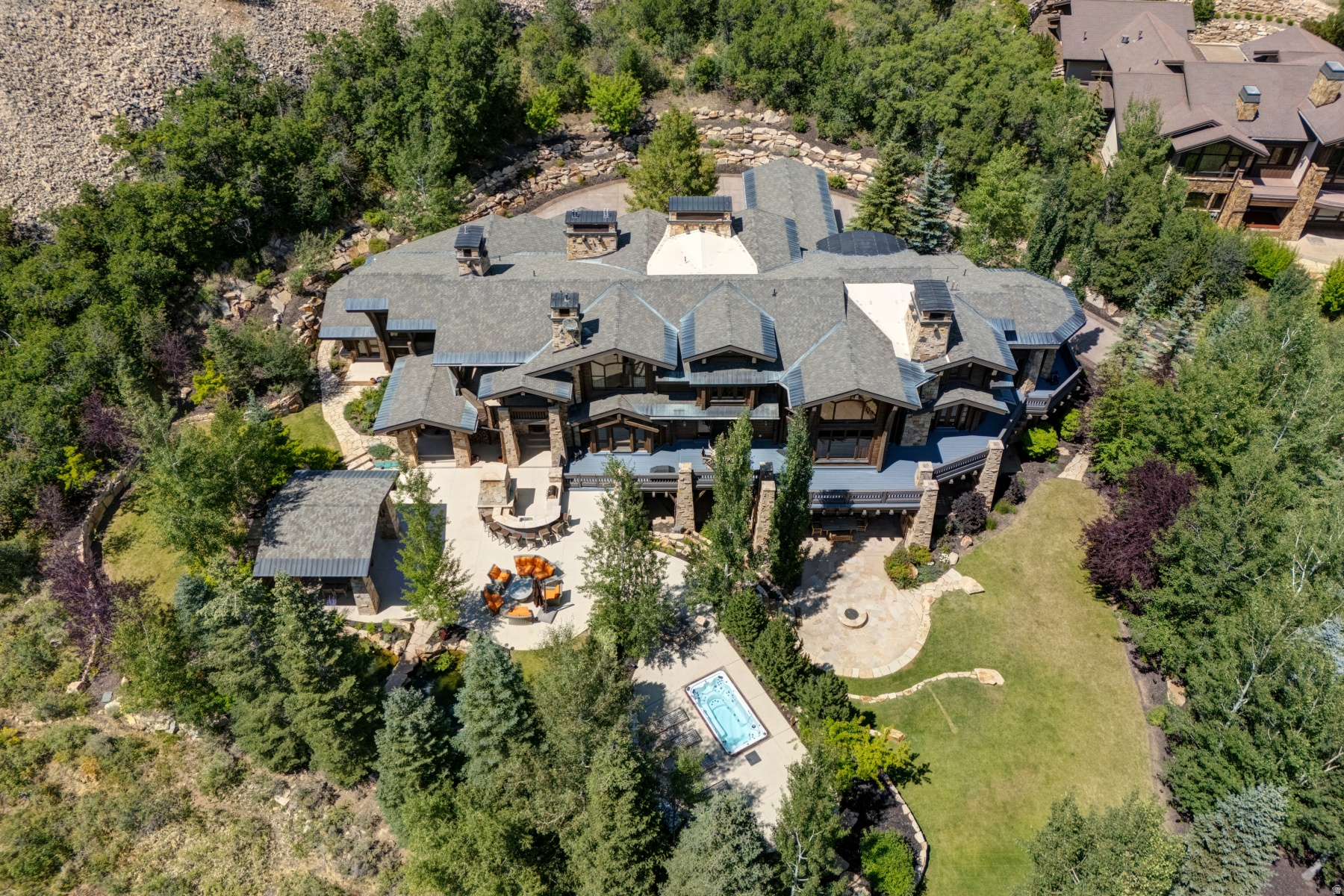 PARK MEADOWS - Residential