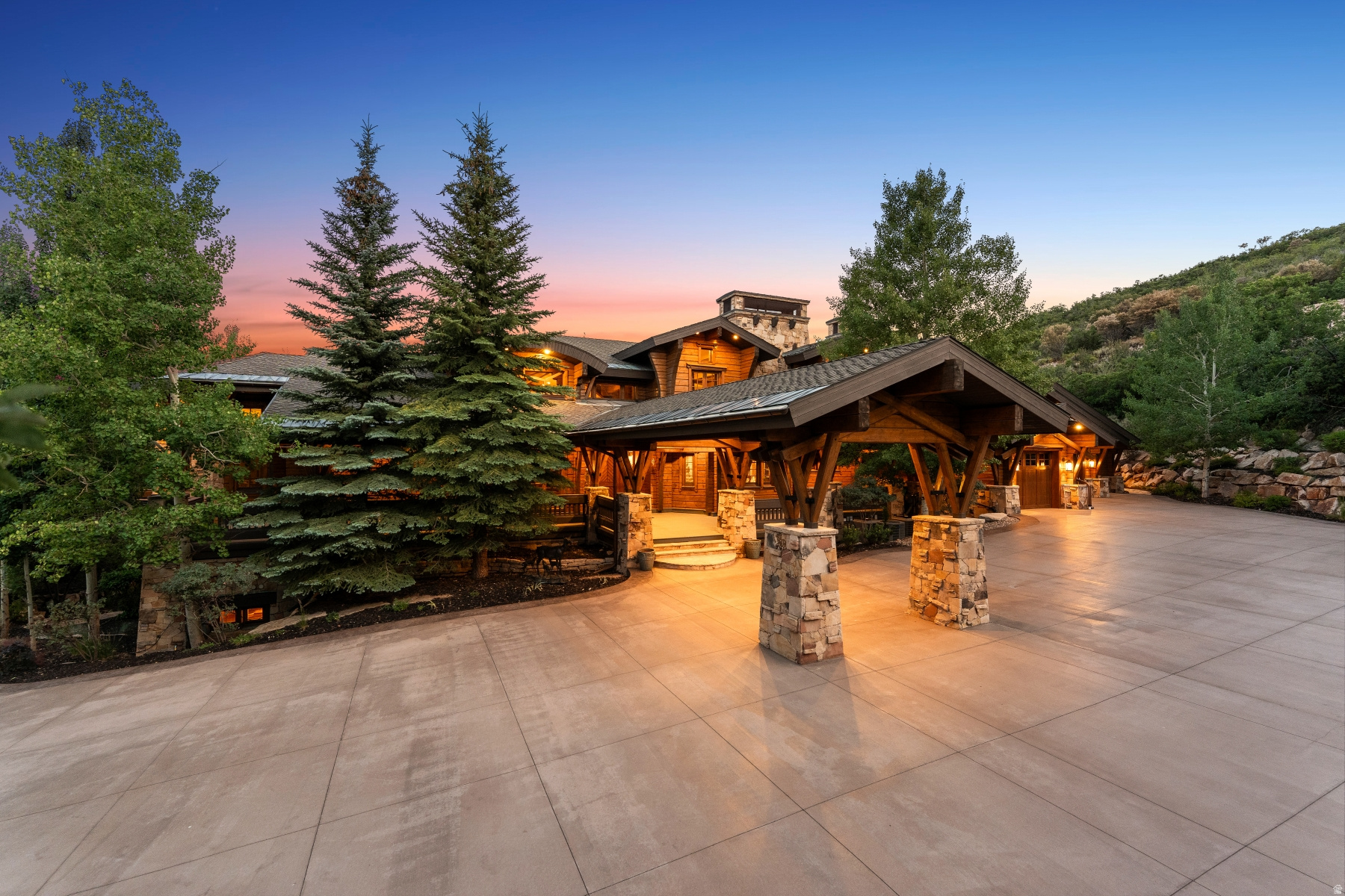 PARK MEADOWS - Residential