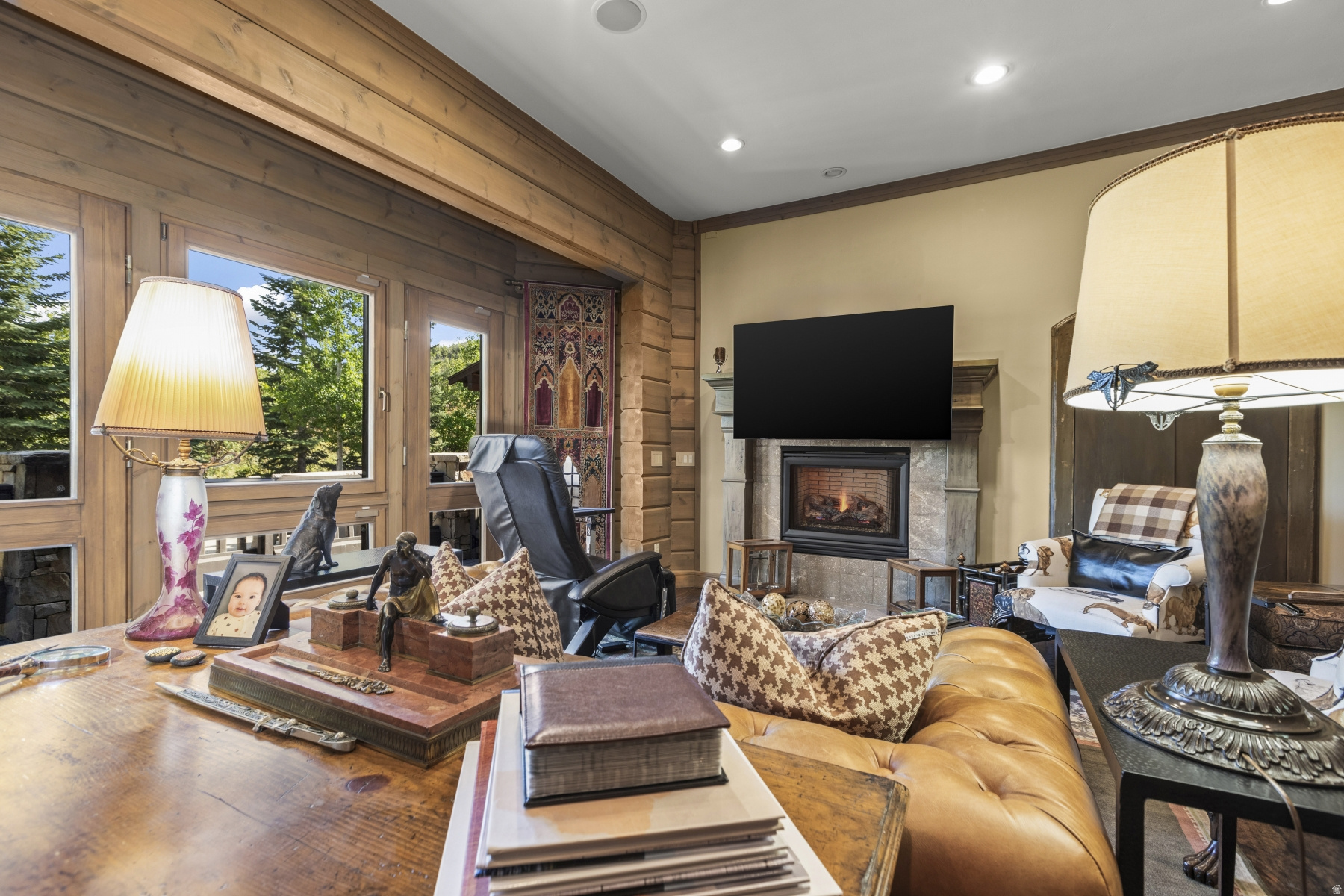 PARK MEADOWS - Residential