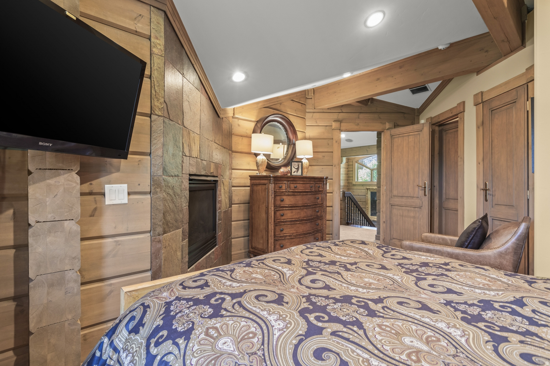 PARK MEADOWS - Residential