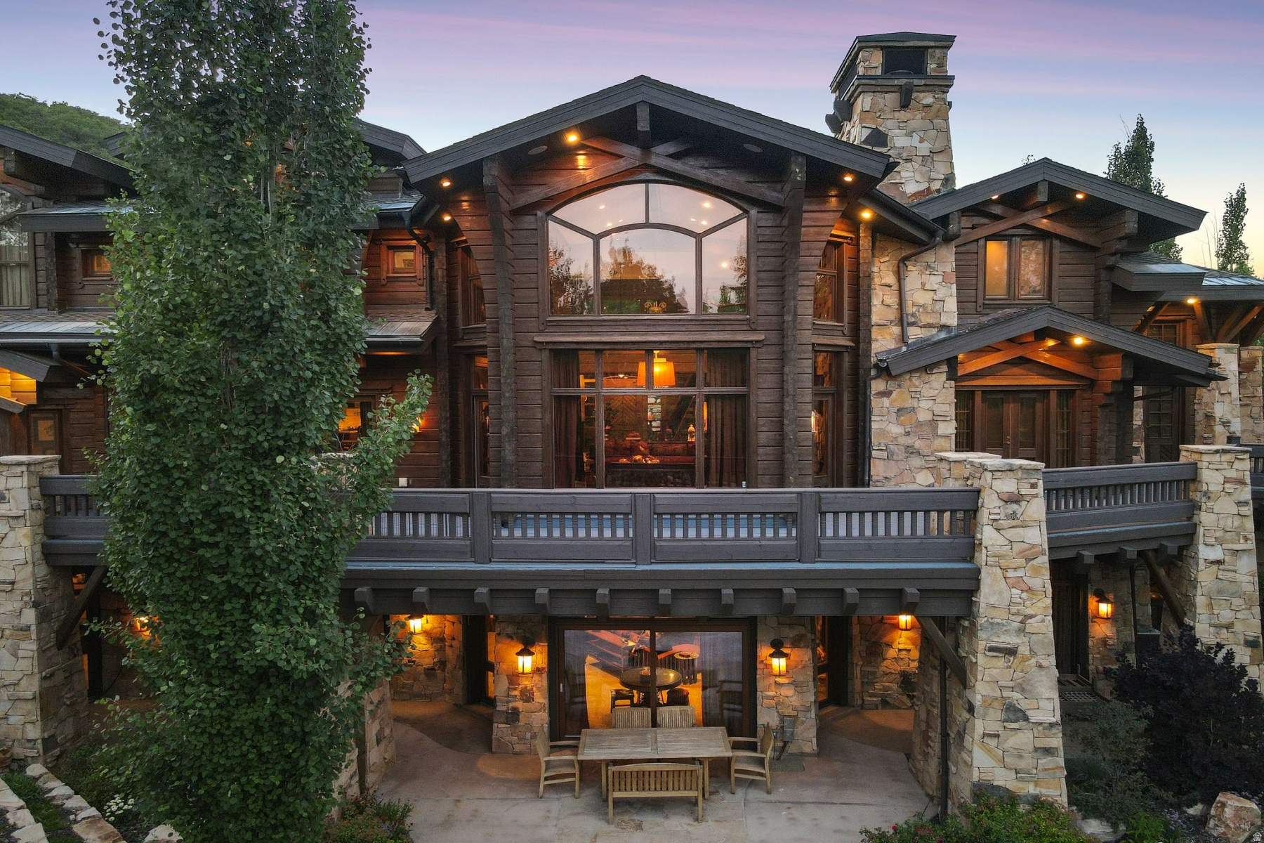 PARK MEADOWS - Residential