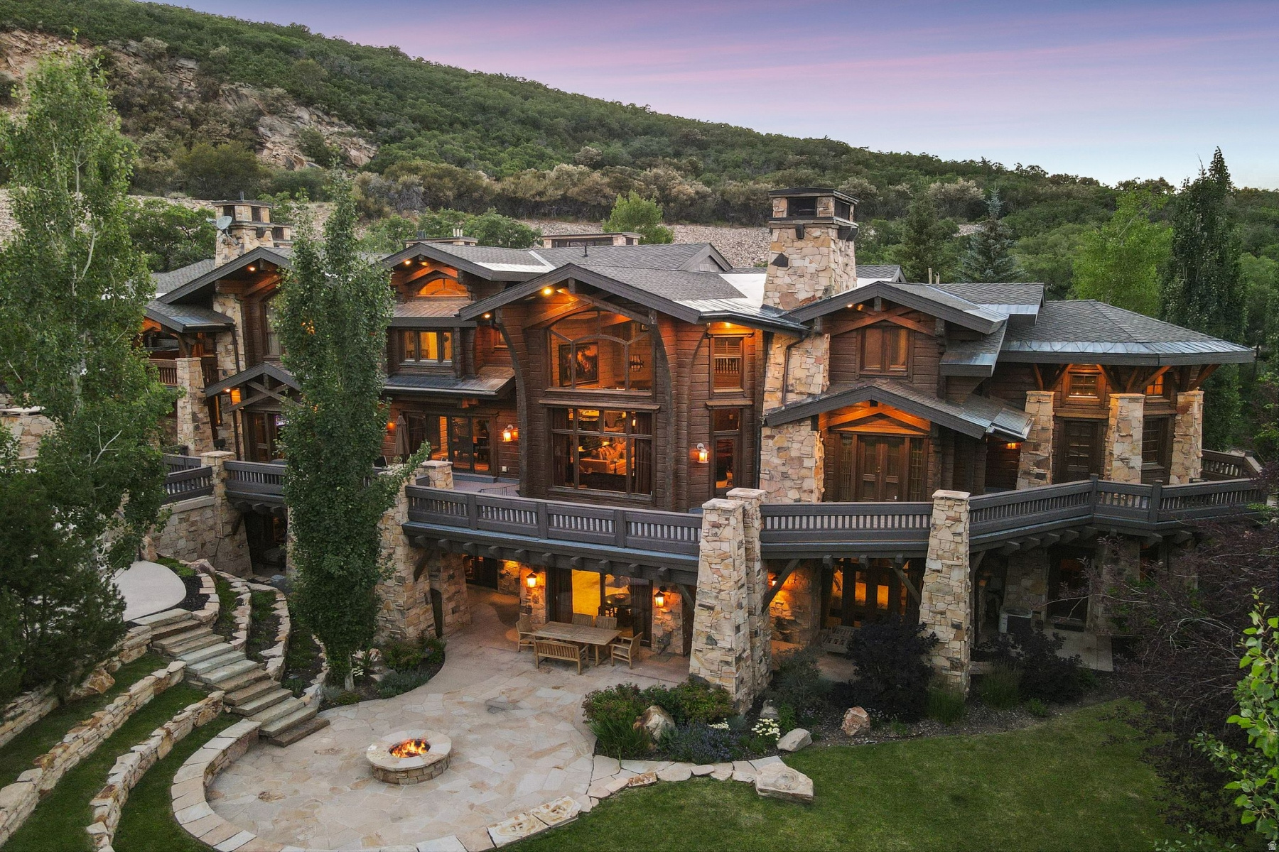 PARK MEADOWS - Residential