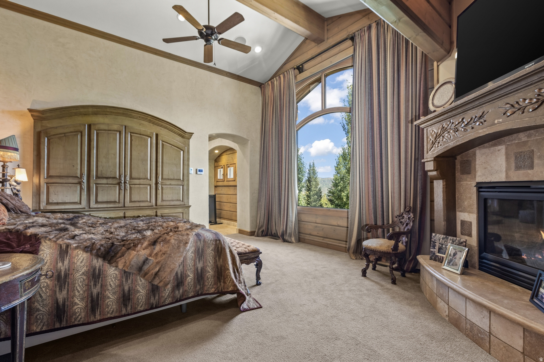 PARK MEADOWS - Residential