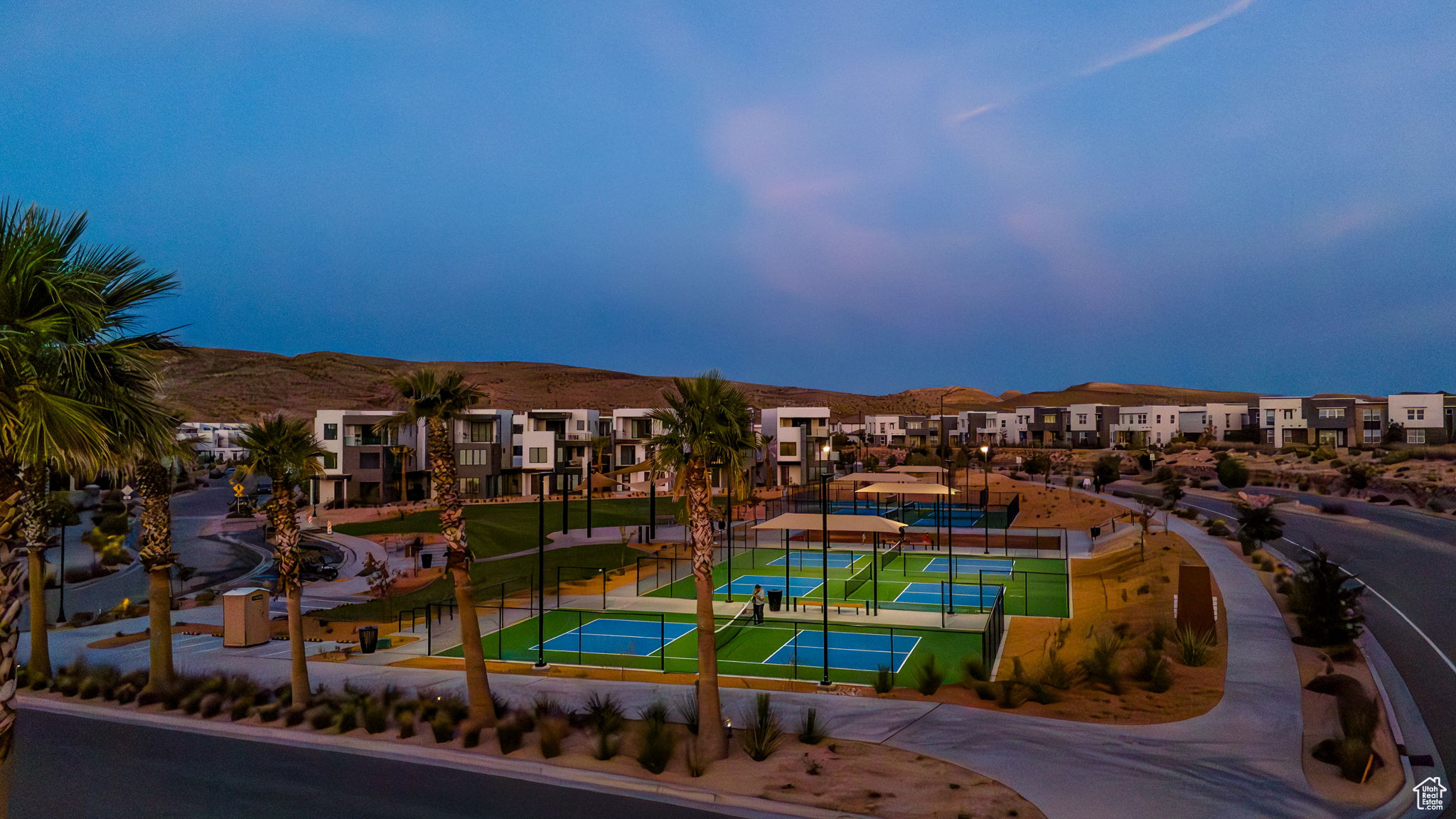 COVE CONDOMINIUMS A - Residential