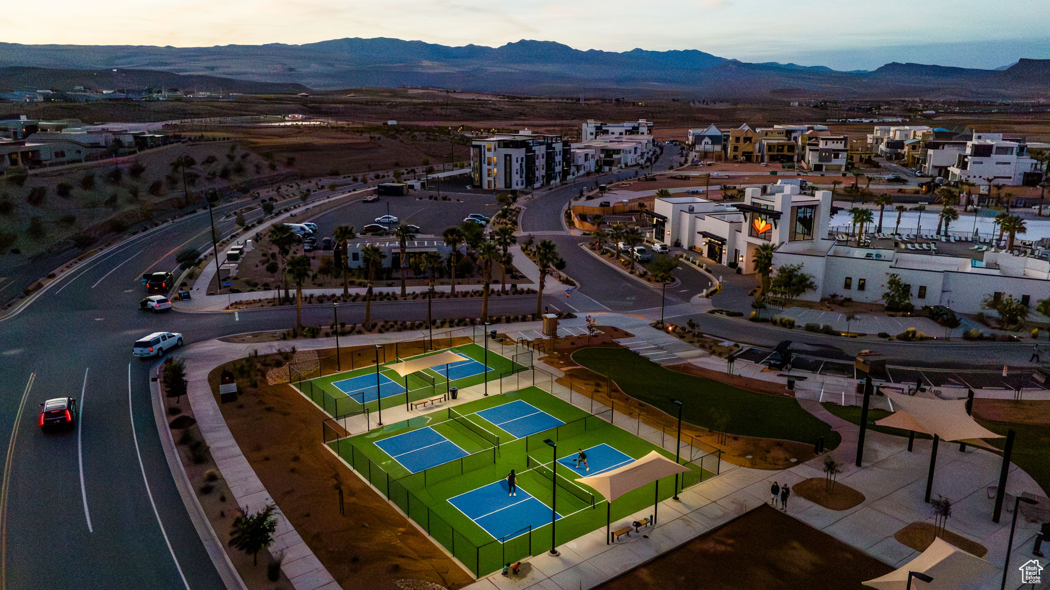 COVE CONDOMINIUMS A - Residential