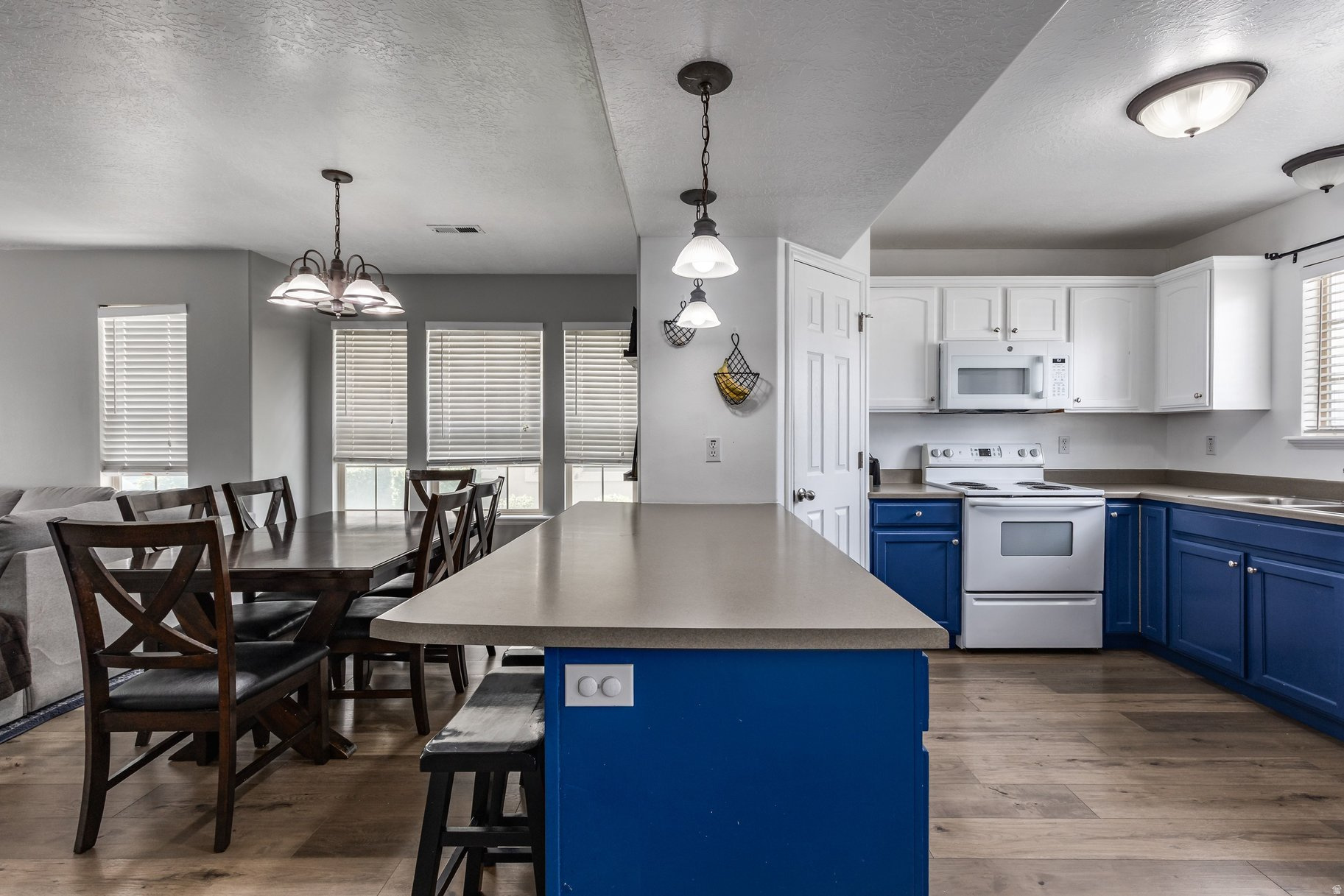 TOWNHOMES AT CAMELOT VILLAGE - Residential