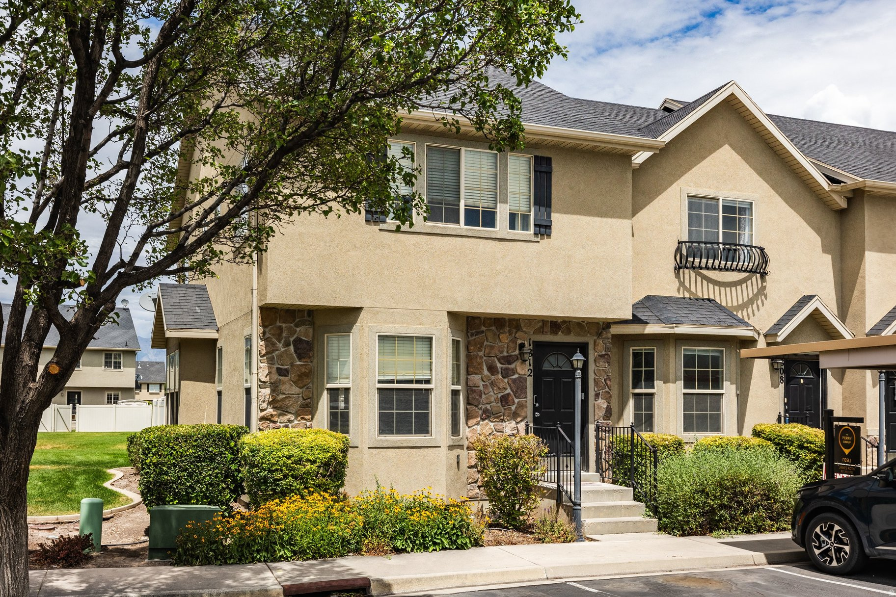Welcome to this bright and inviting end-unit townhome in the heart of Springville. With abundant natural light and a thoughtfully designed open floor plan, this home offers comfortable, low-maintenance living that's perfect for a variety of lifestyles. The spacious family room flows seamlessly into the kitchen and dining area, creating an ideal space for both everyday living and entertaining. The well-designed layout provides privacy between the bedrooms while maximizing functionality throughout the home. As an end unit, you'll enjoy additional windows, enhanced natural light, and a more open feel than many interior units. Conveniently located just minutes from I-15, this home offers quick access for commuters while being close to shopping, restaurants, parks, schools, and all the amenities Springville has to offer. Whether you're a first-time homebuyer, looking to downsize, or searching for a great investment opportunity, this property combines comfort, convenience, and value in an excellent location.