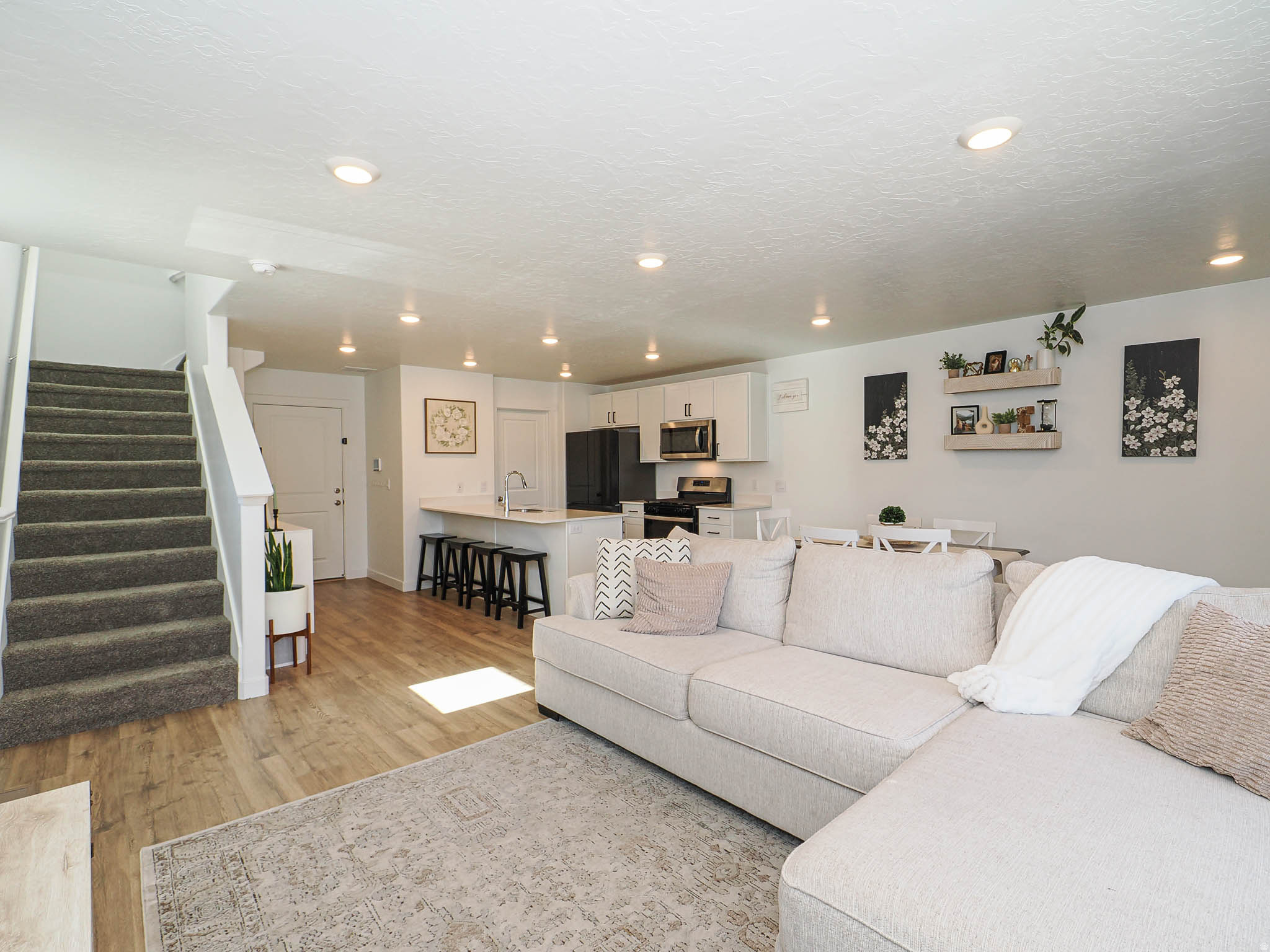 NORTHSHORE - Residential