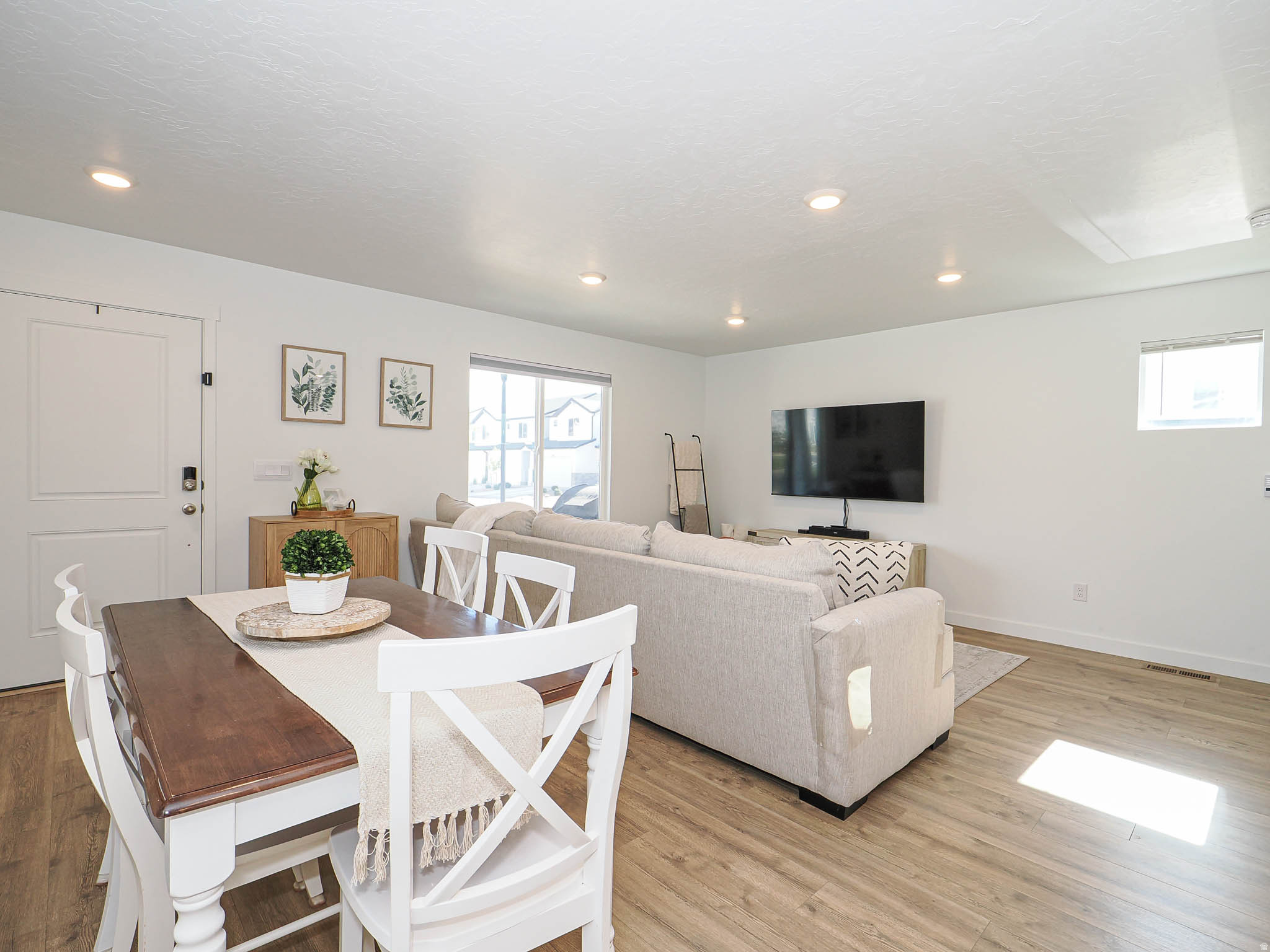 NORTHSHORE - Residential