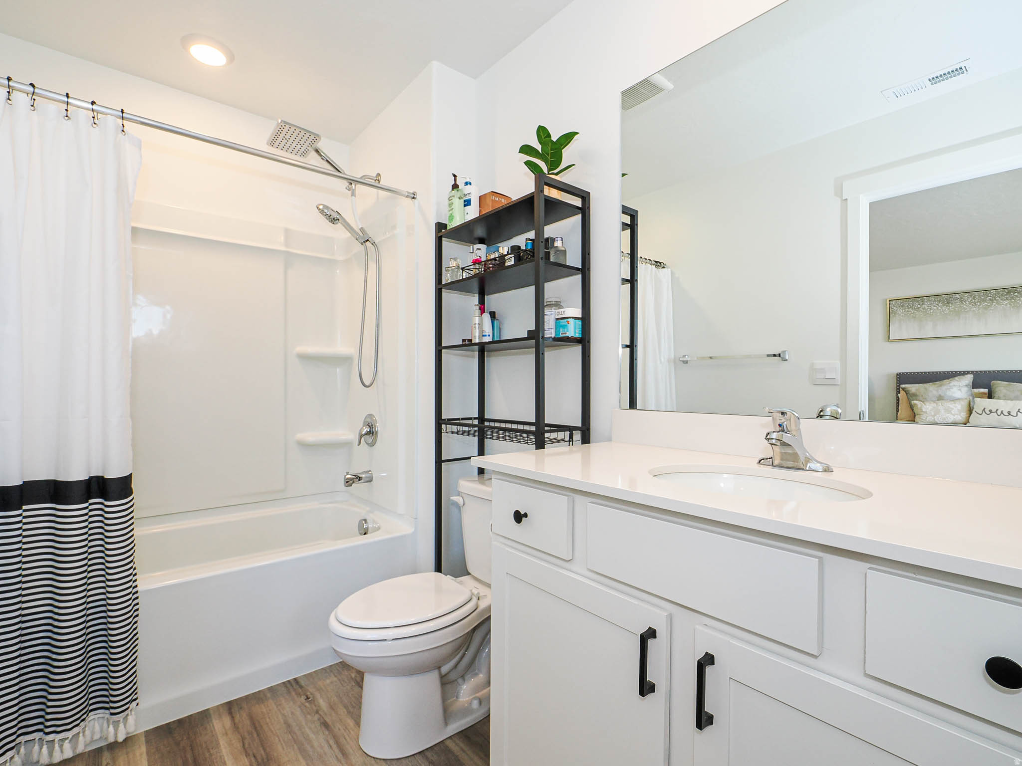NORTHSHORE - Residential