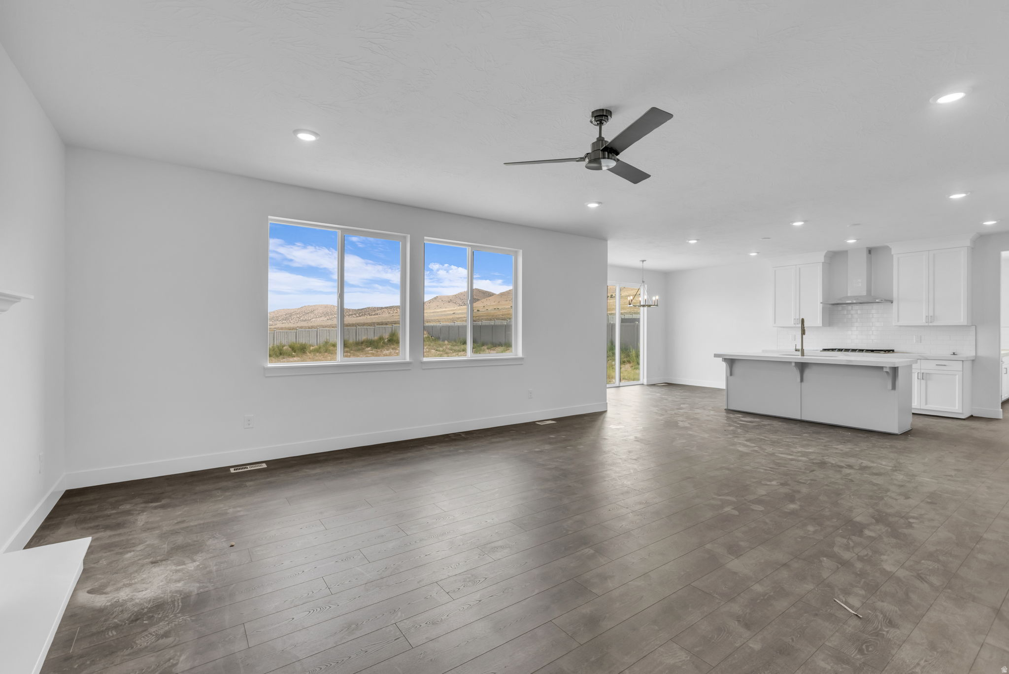 SCARLET RIDGE - Residential