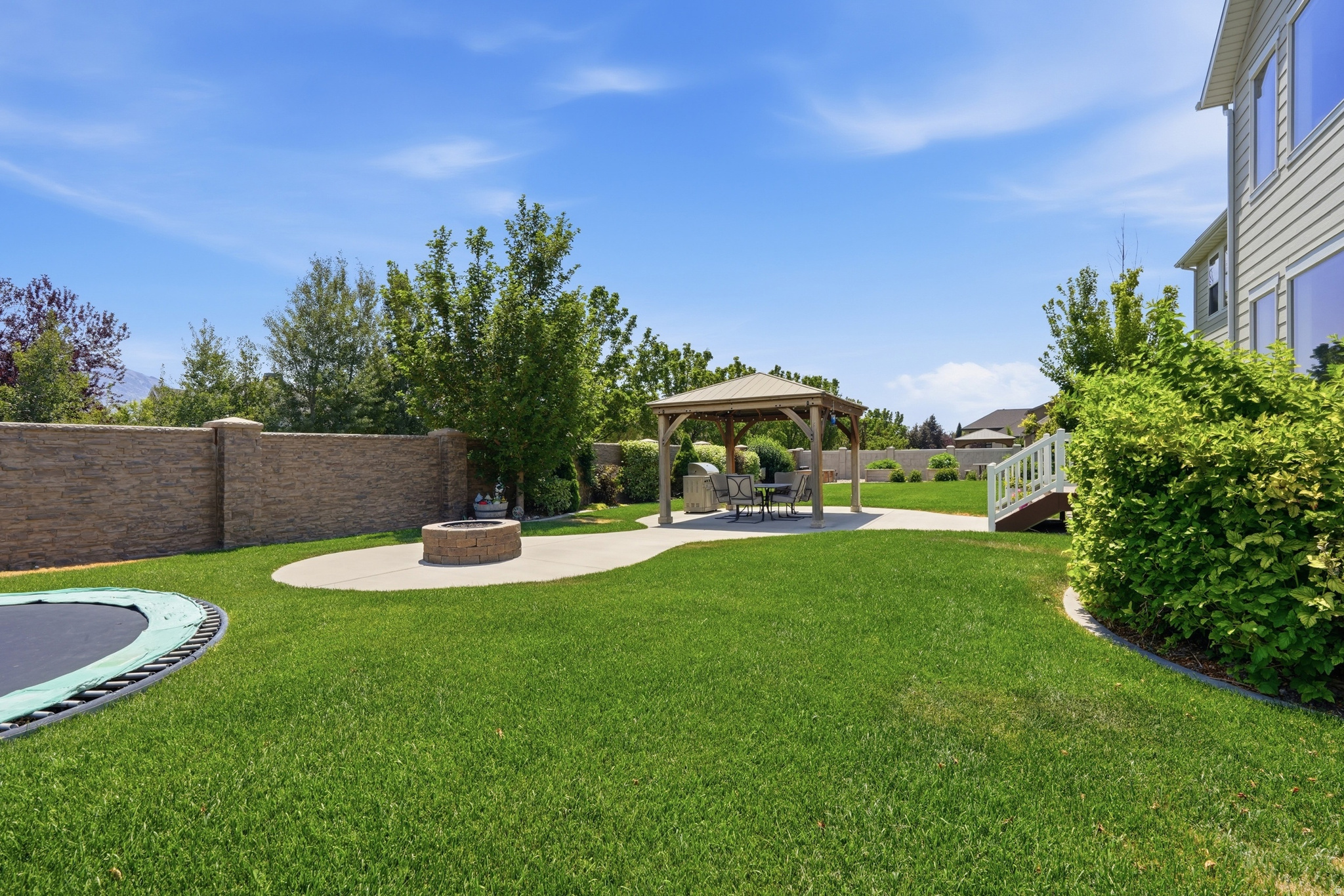 RIDGE - Residential