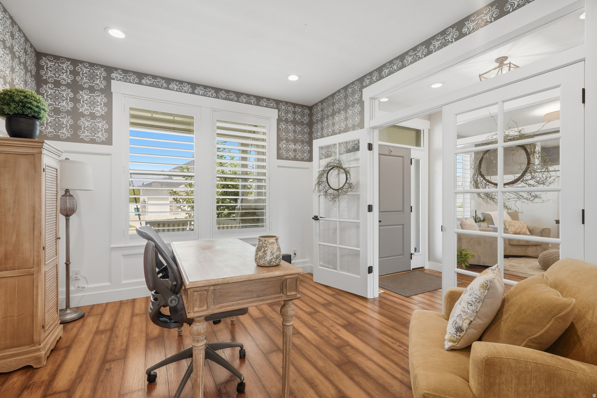 RIDGE - Residential