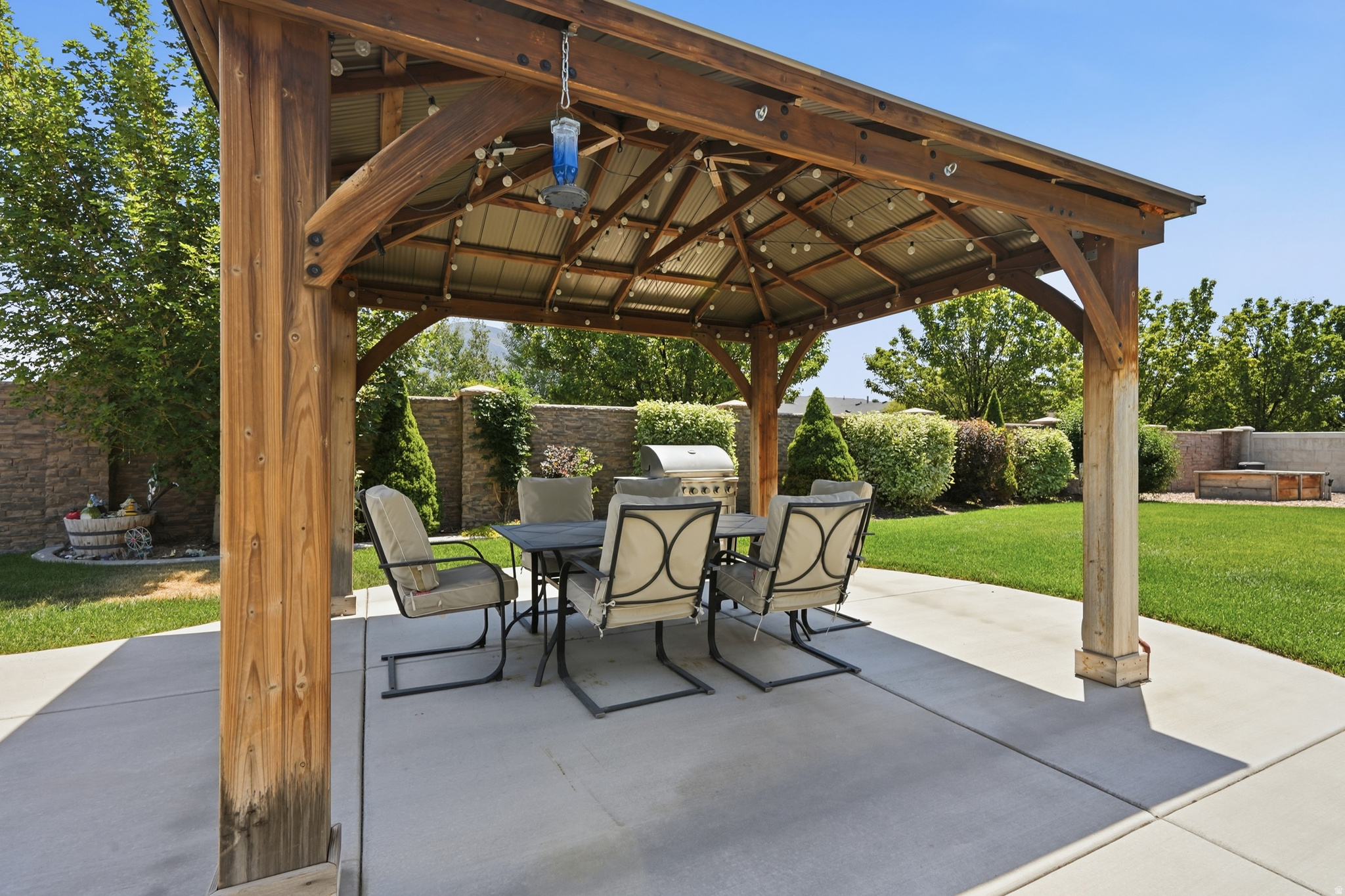 RIDGE - Residential