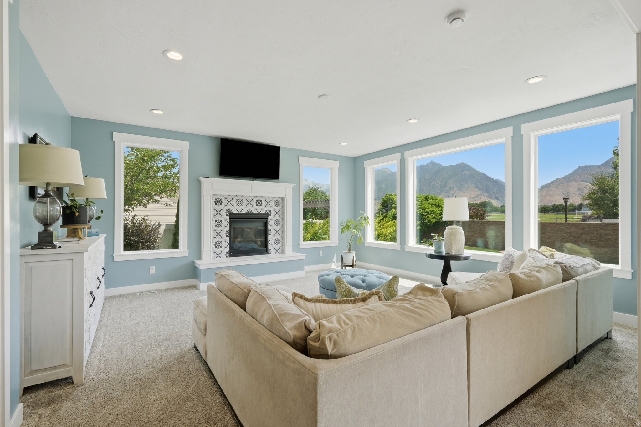 RIDGE - Residential
