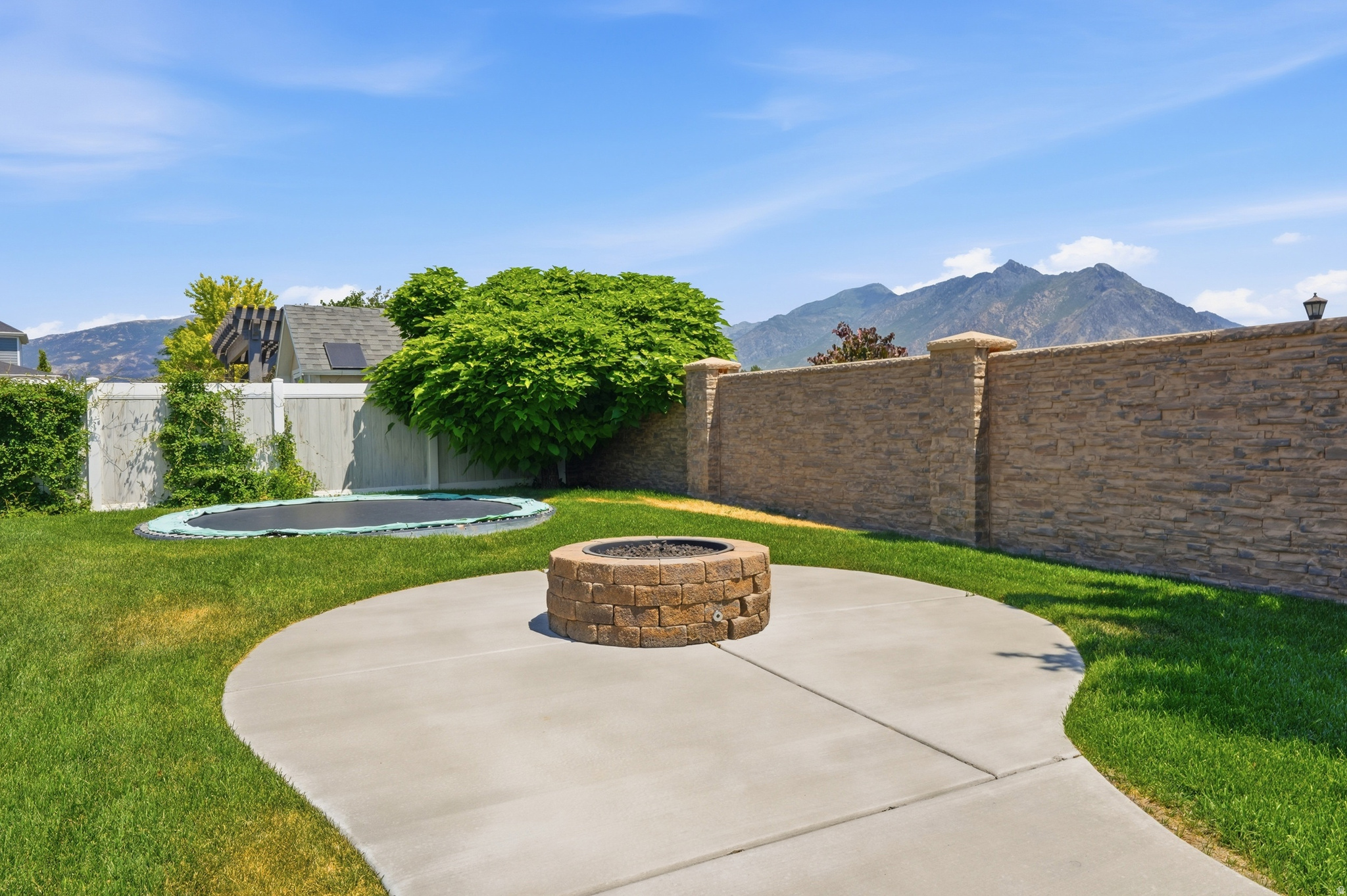 RIDGE - Residential