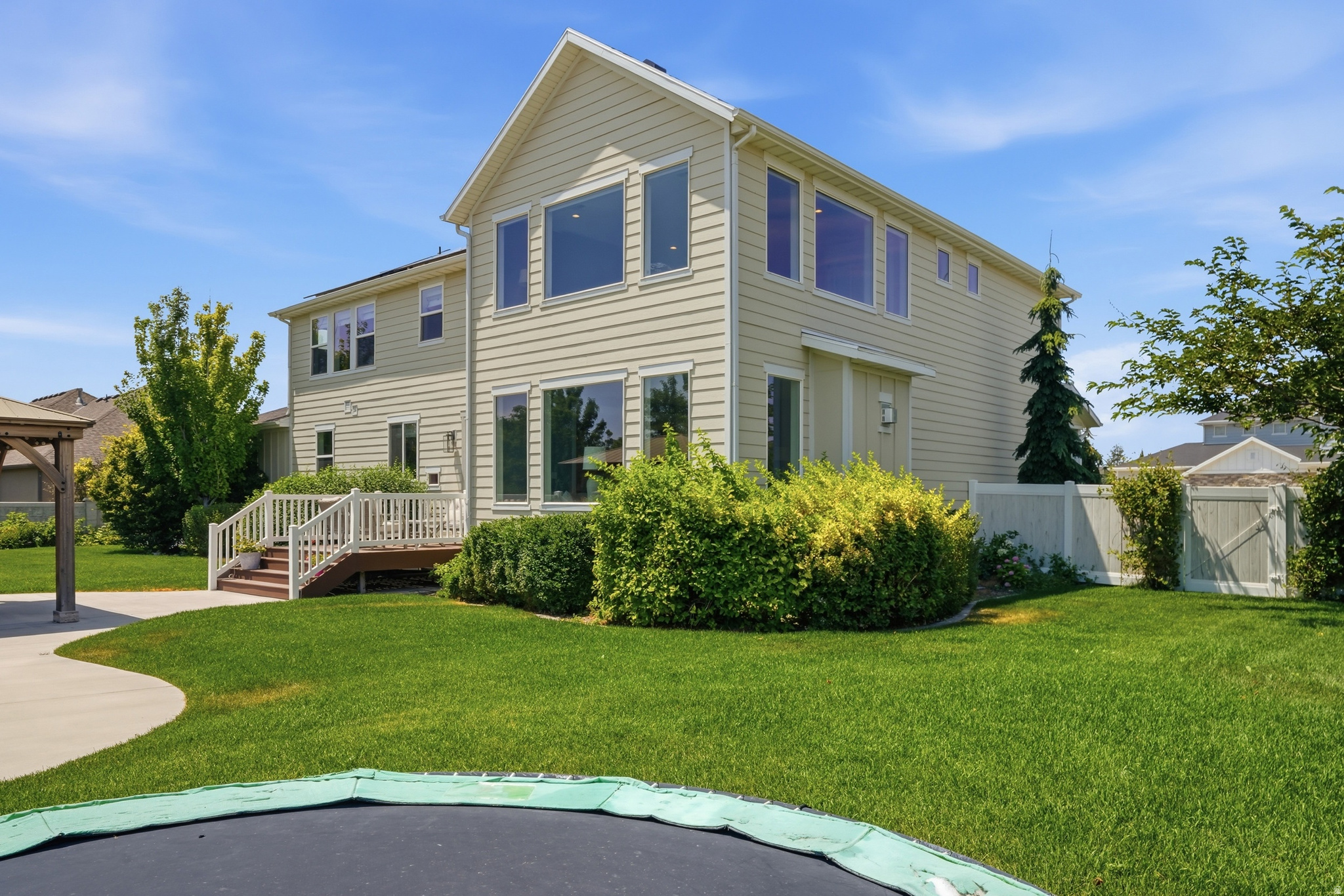 RIDGE - Residential