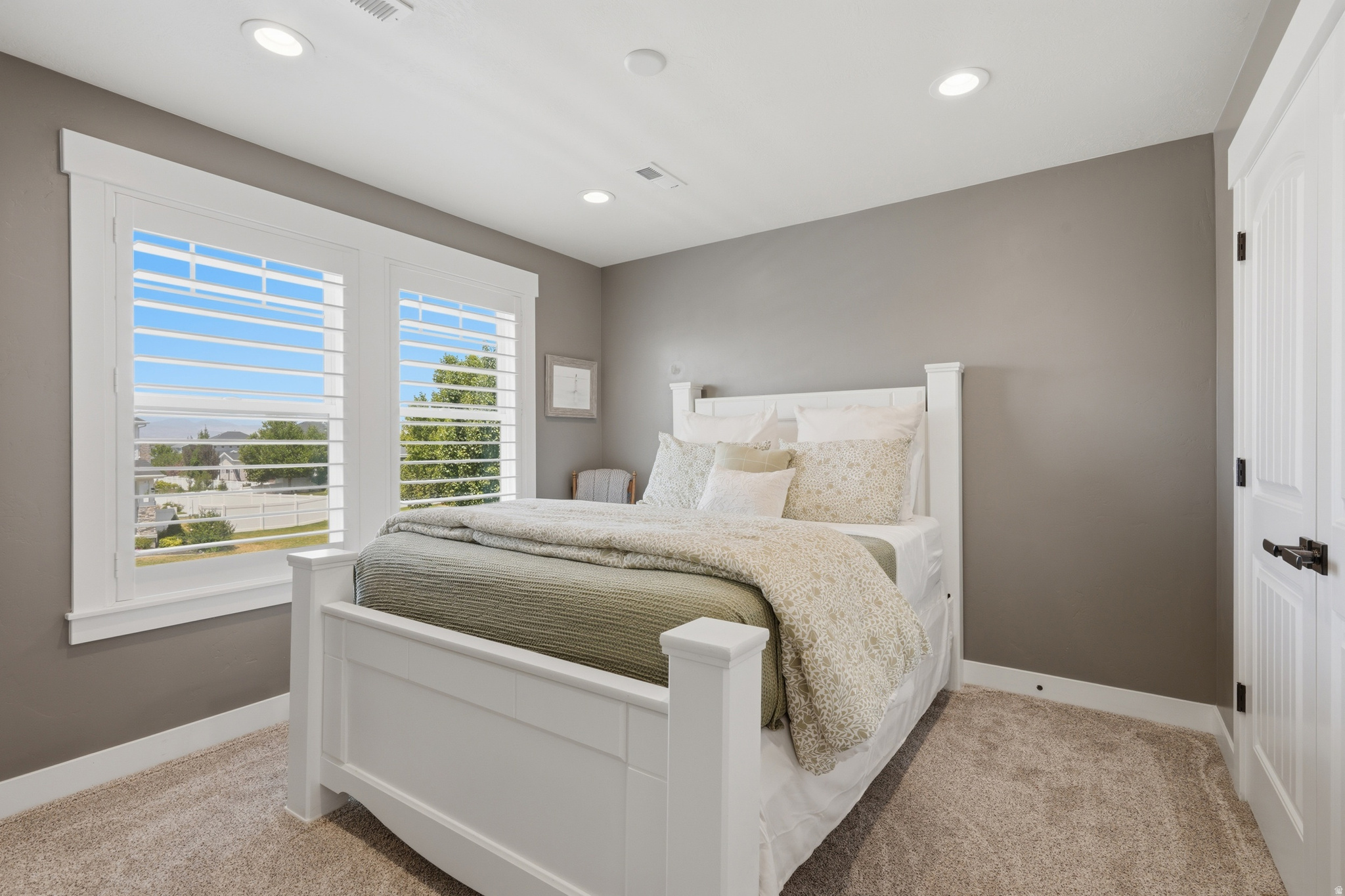 RIDGE - Residential