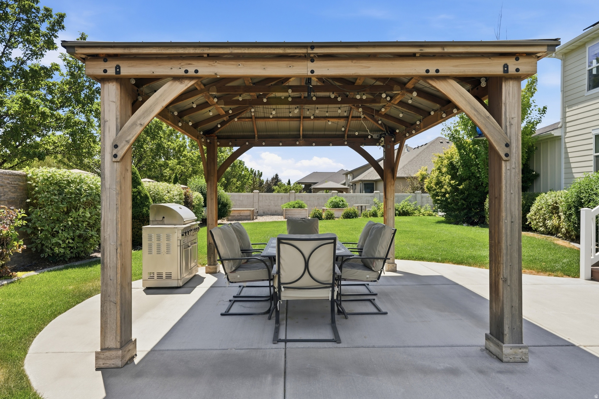 RIDGE - Residential