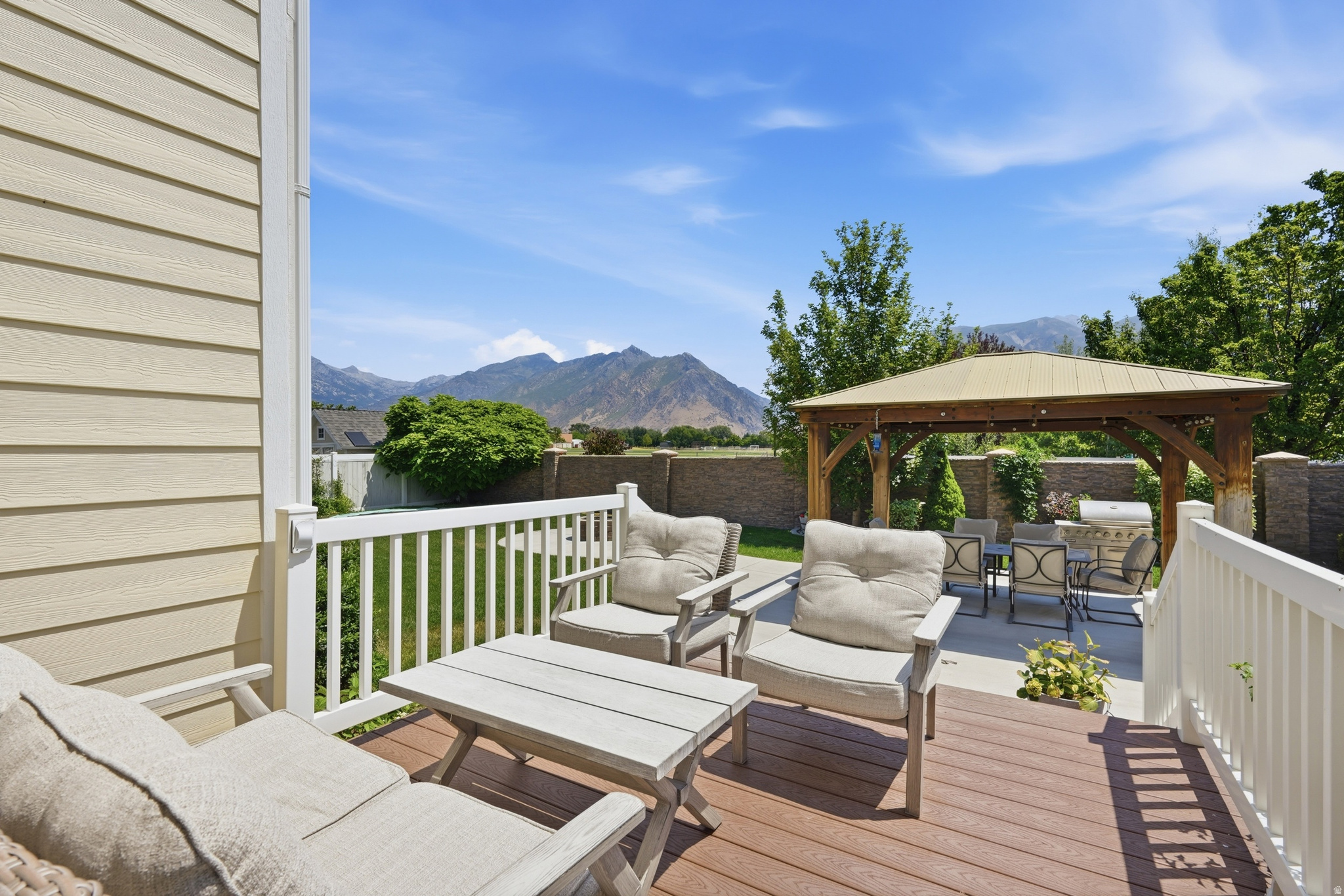 RIDGE - Residential