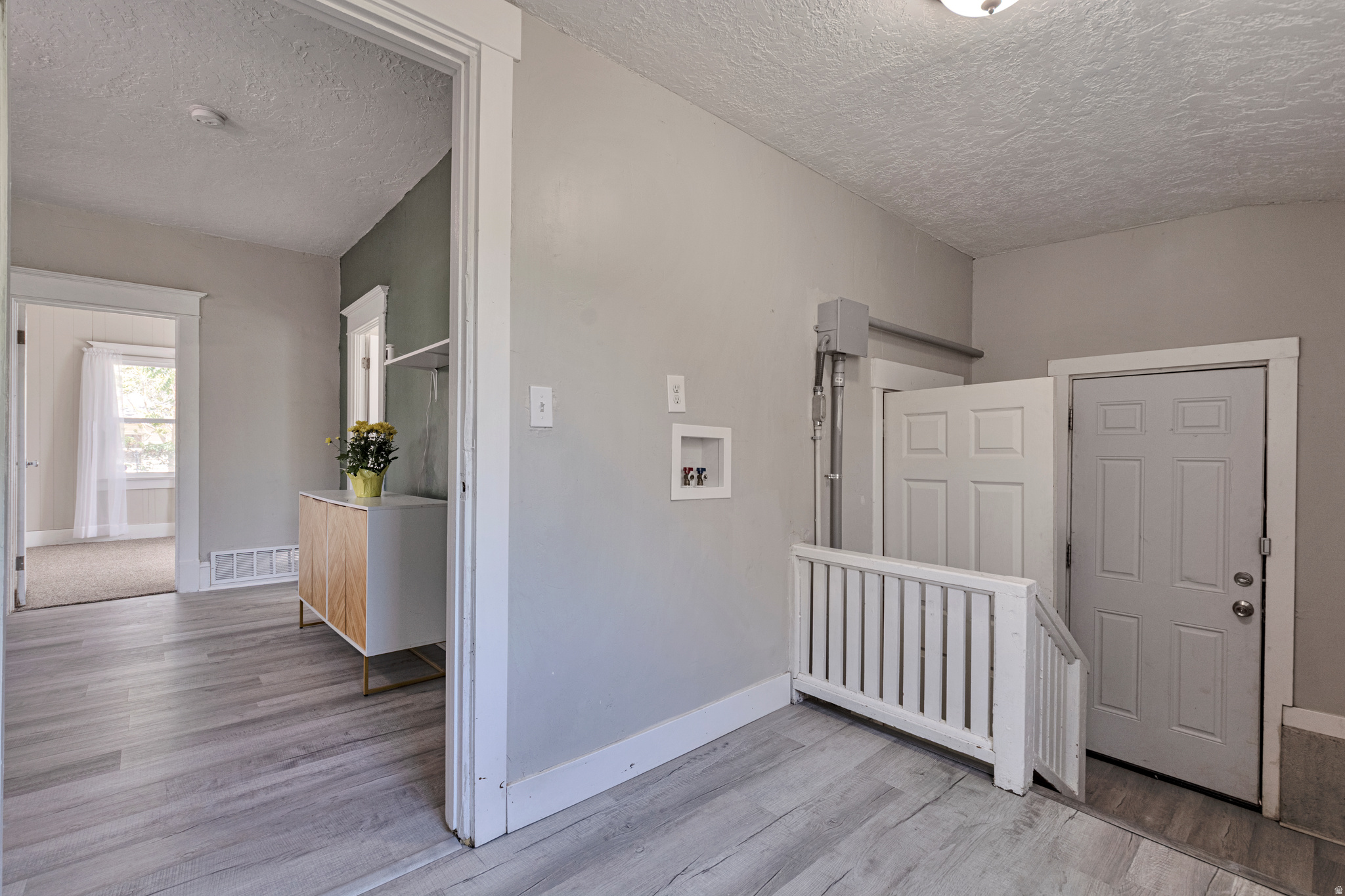 CHAMBERS PARK - Residential