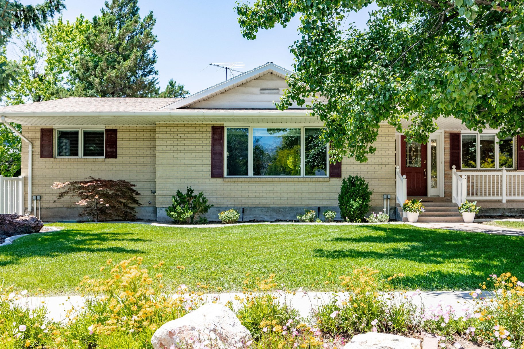 AMERICAN VILLA - Residential