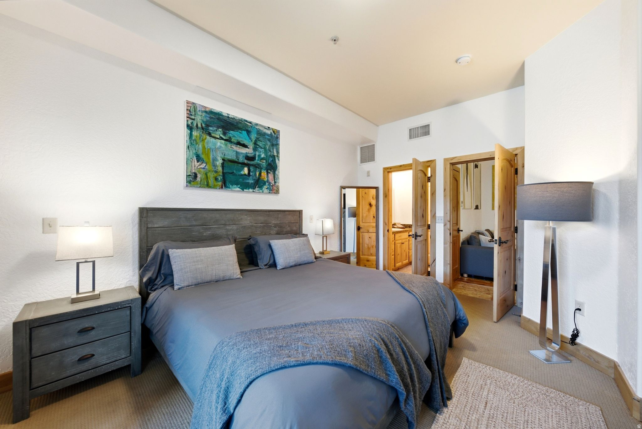 SILVERADO LODGE CONDOMINIUM - Residential