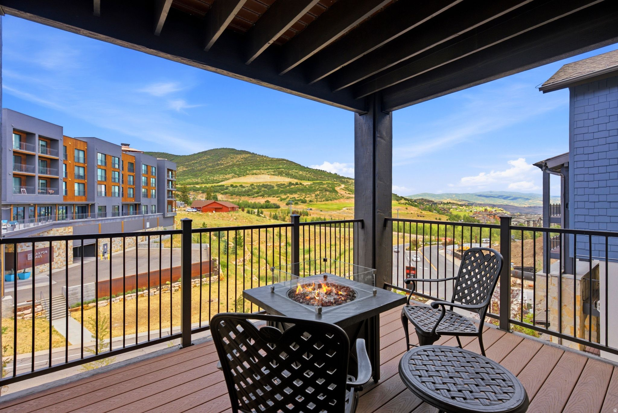 SILVERADO LODGE CONDOMINIUM - Residential