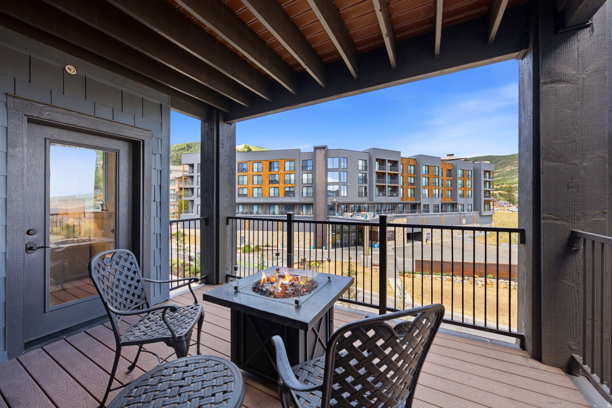 SILVERADO LODGE CONDOMINIUM - Residential