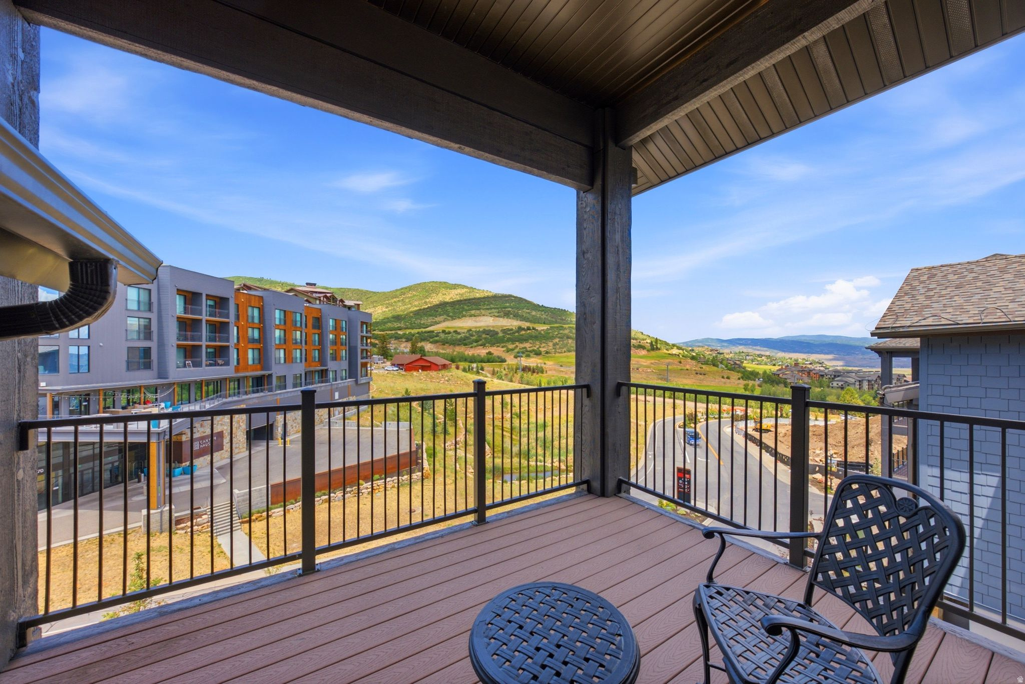 SILVERADO LODGE CONDOMINIUM - Residential