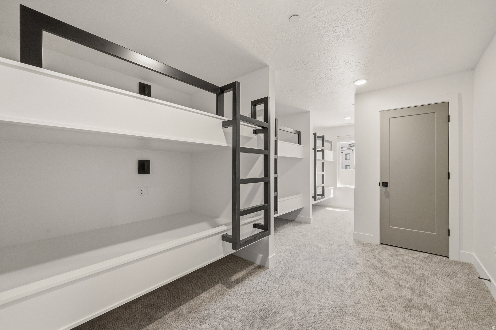 CORAL SPRINGS CONDOMINIUMS - Residential