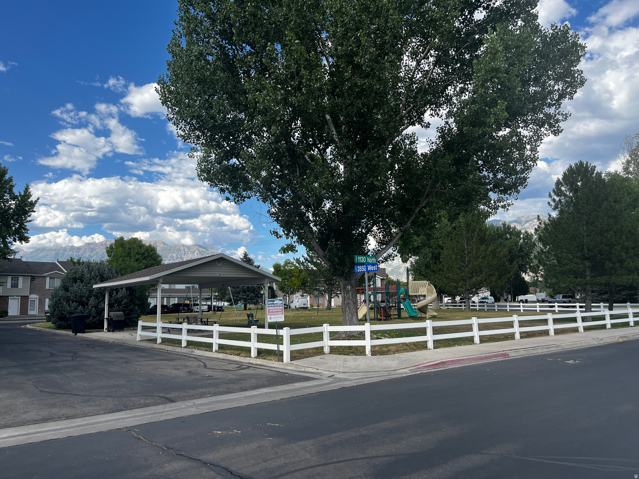 RIDERWOOD VILLAGE - Residential