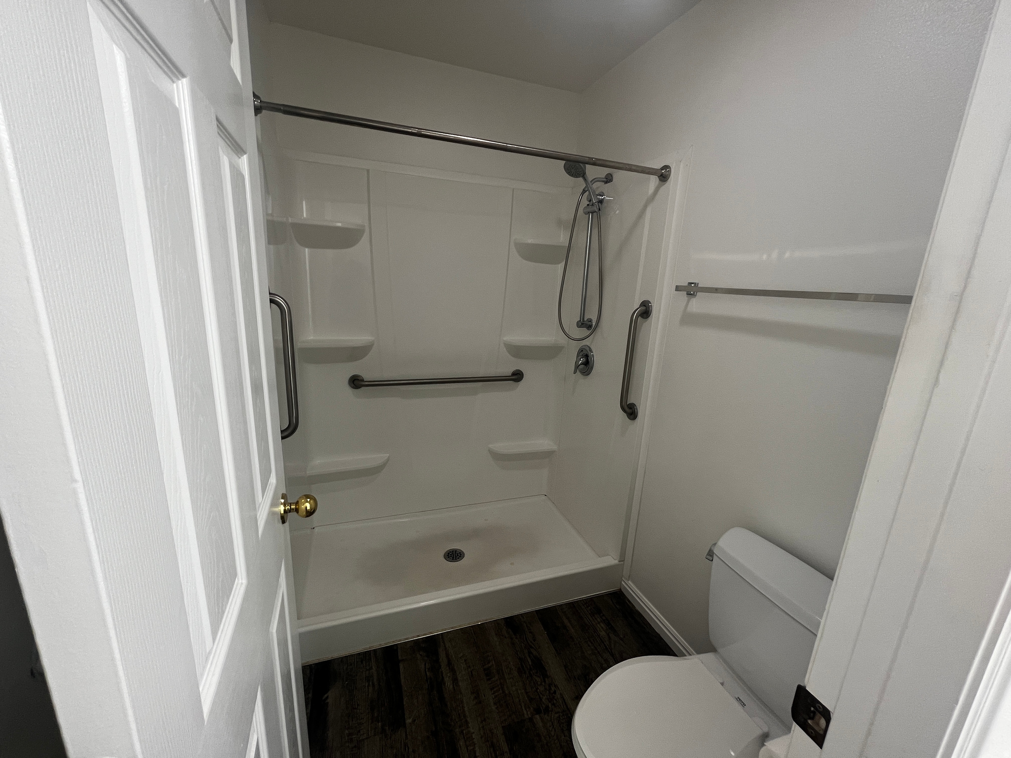 RIDERWOOD VILLAGE - Residential