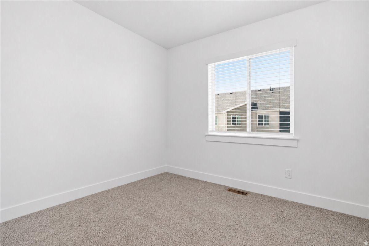 WOODMORE POINTE SUBDV - Residential