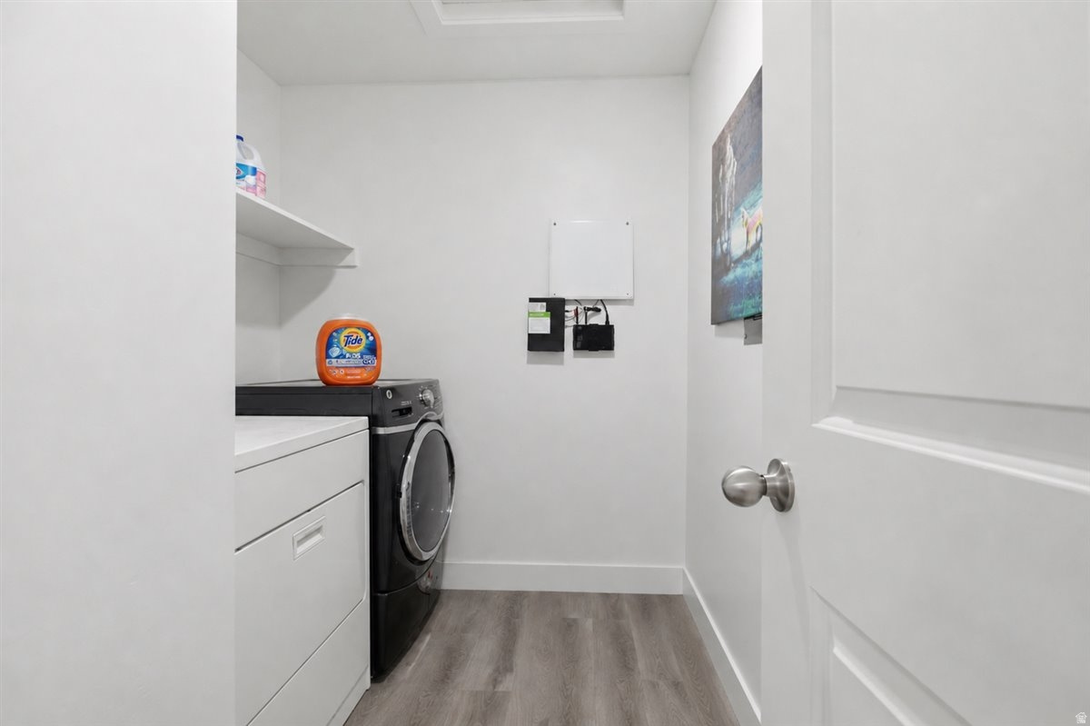 WOODMORE POINTE SUBDV - Residential