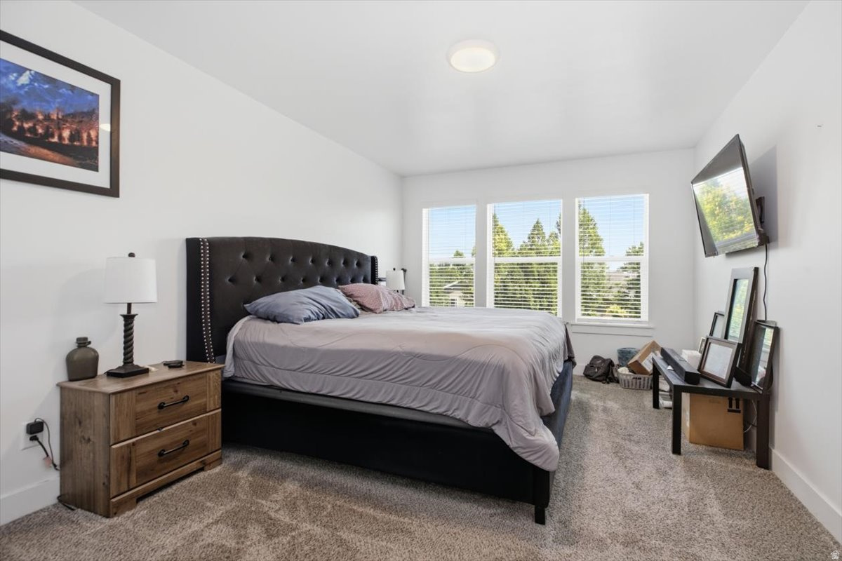 WOODMORE POINTE SUBDV - Residential
