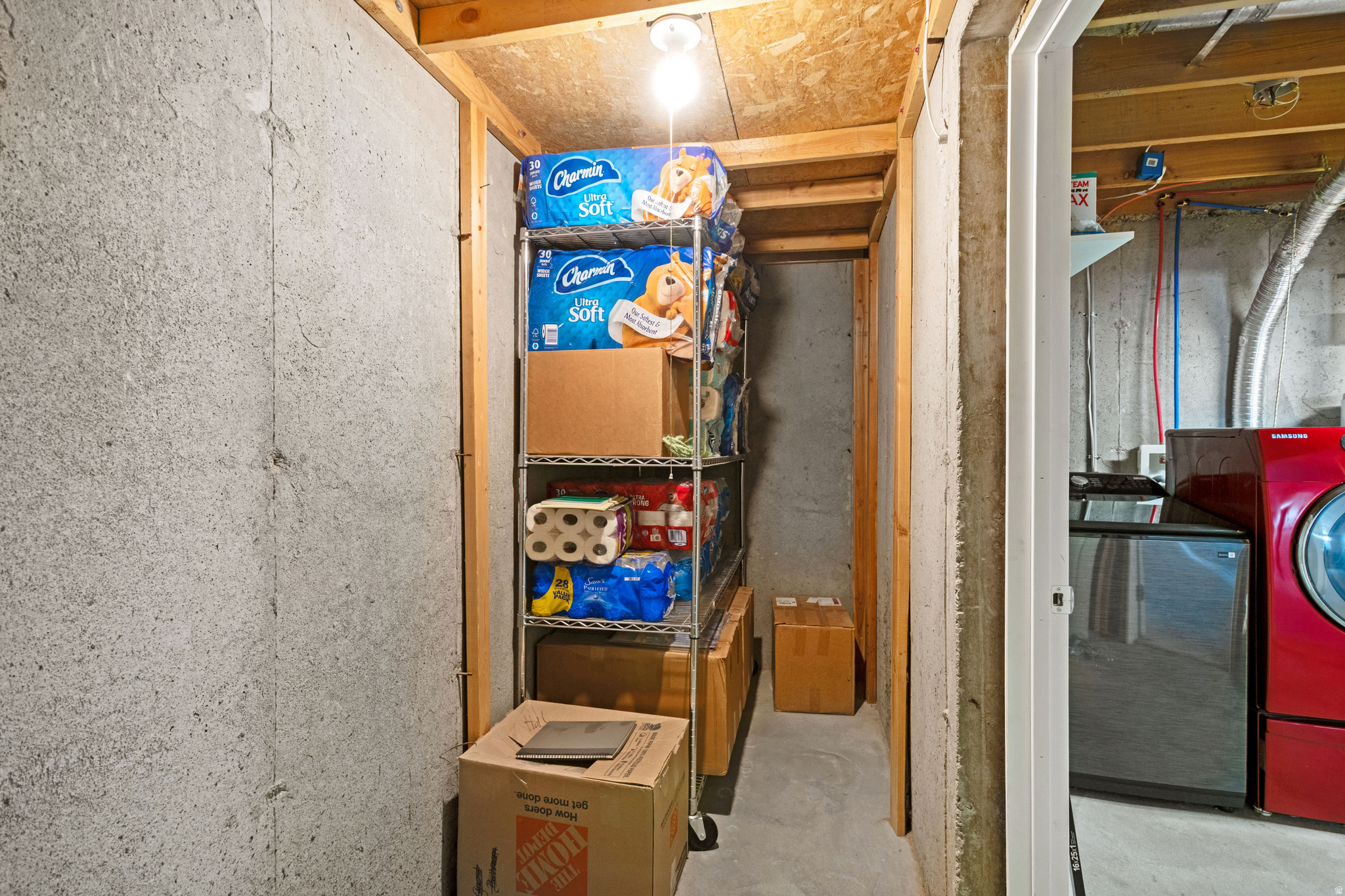 COUNTRY PARK LOT 128 - Residential