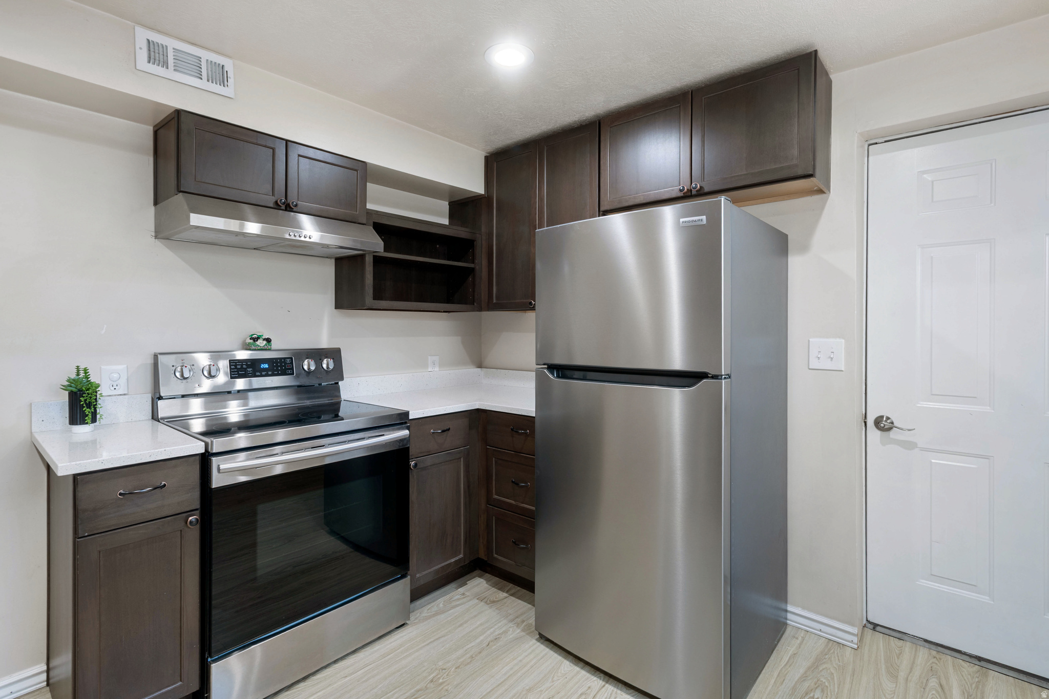 COUNTRY PARK LOT 128 - Residential