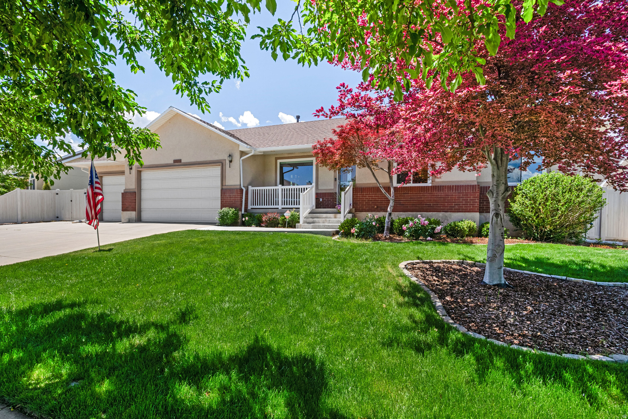 COUNTRY PARK LOT 128 - Residential