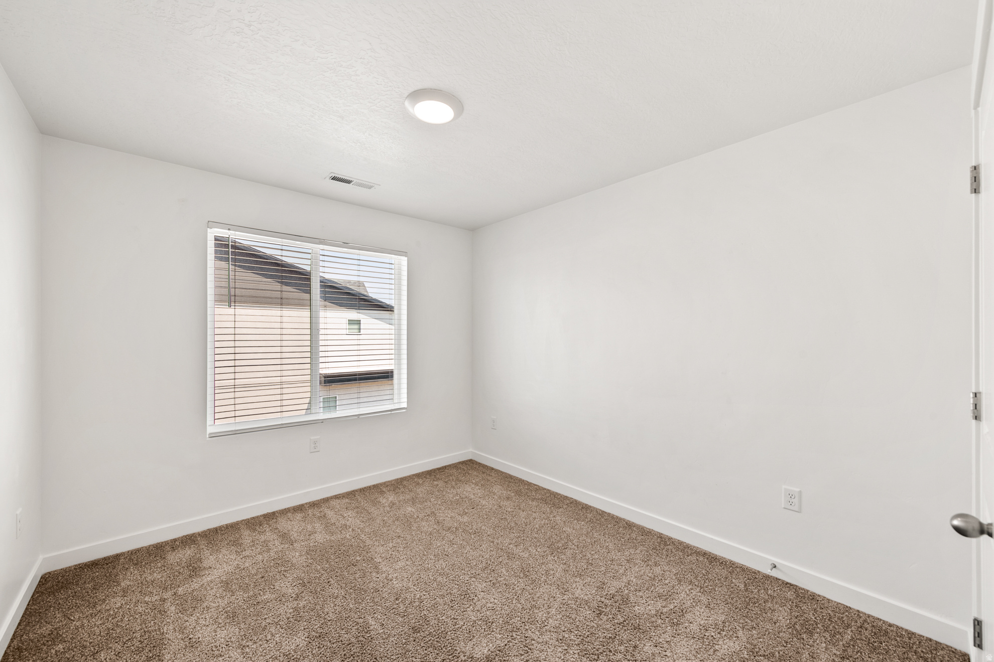 EDGEWATER - Residential