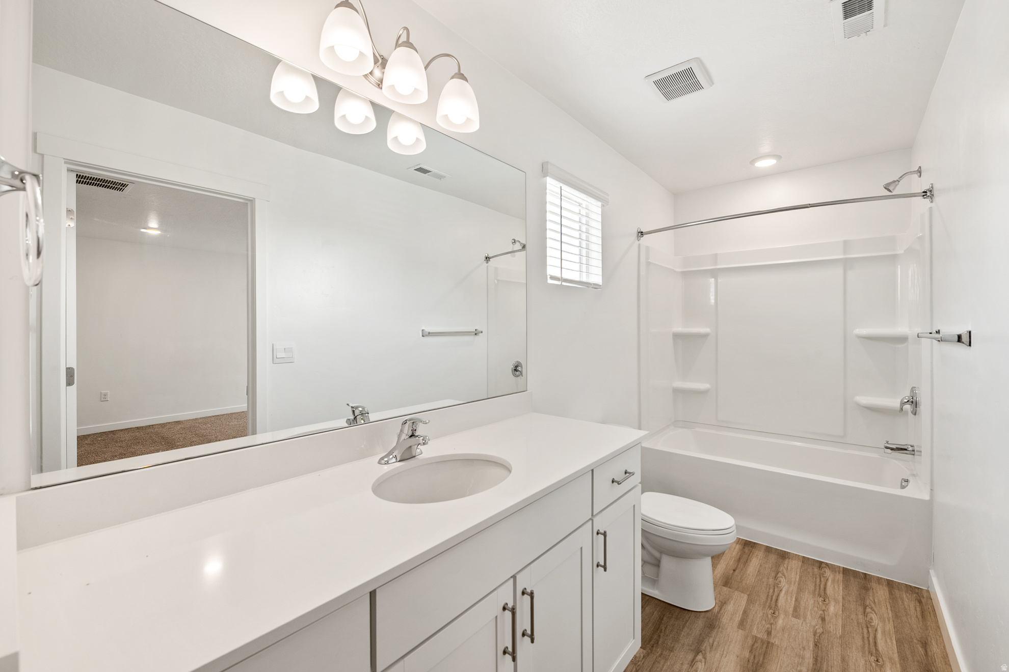 EDGEWATER - Residential