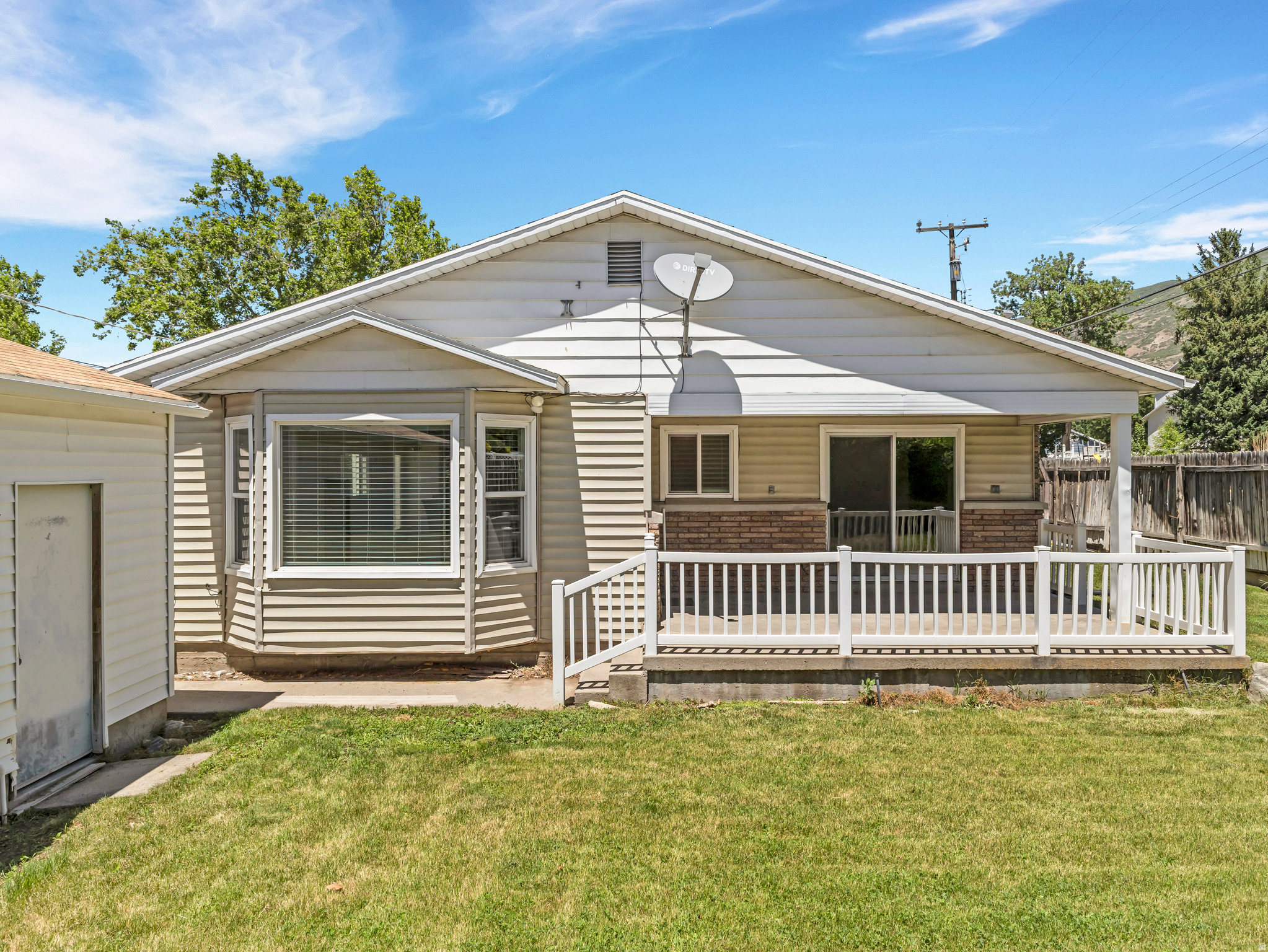 RANDALL WAY - Residential