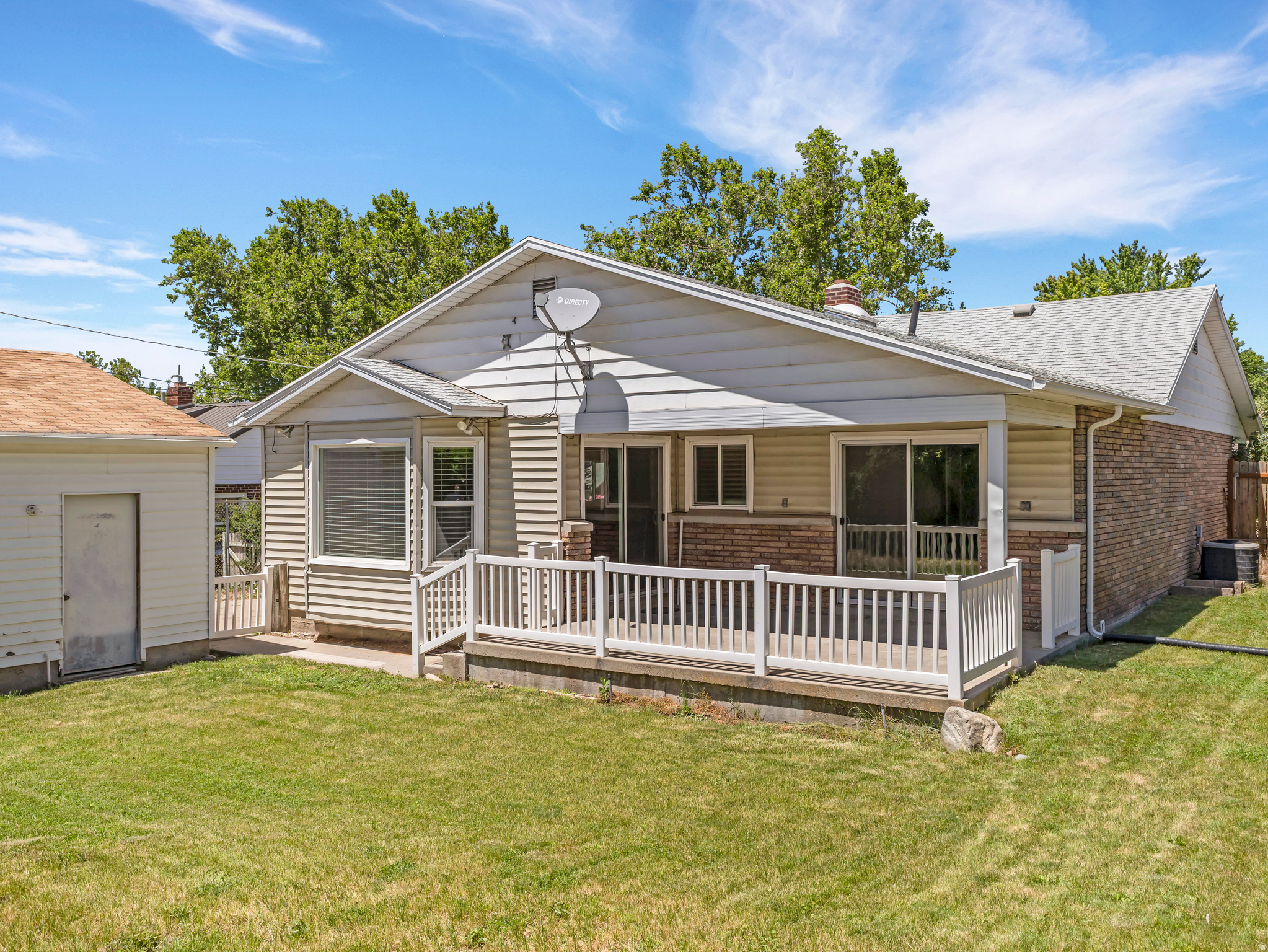 RANDALL WAY - Residential