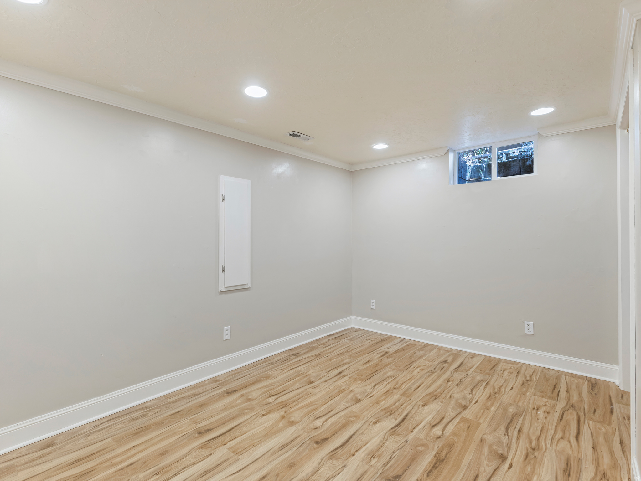 RANDALL WAY - Residential