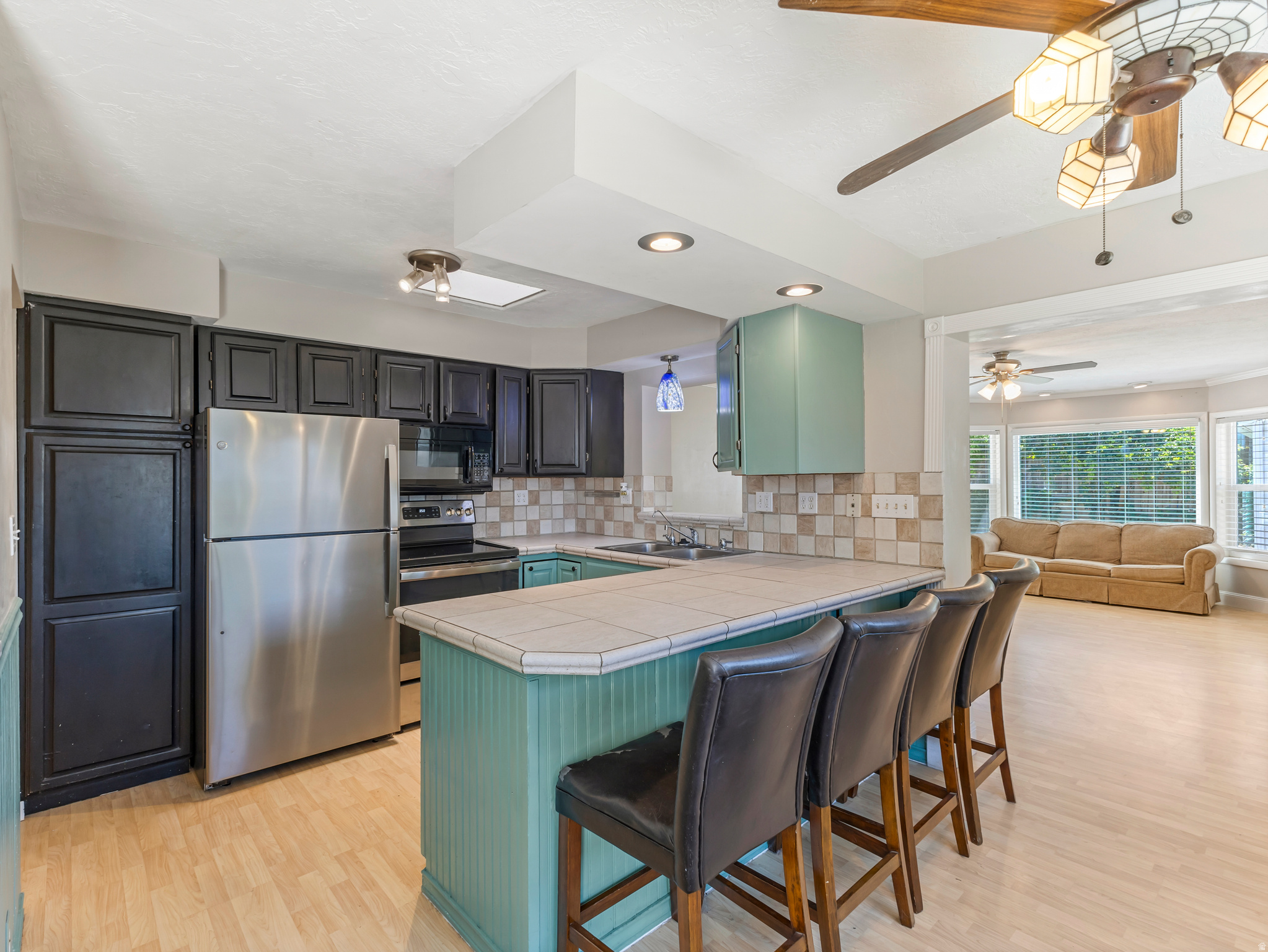 RANDALL WAY - Residential